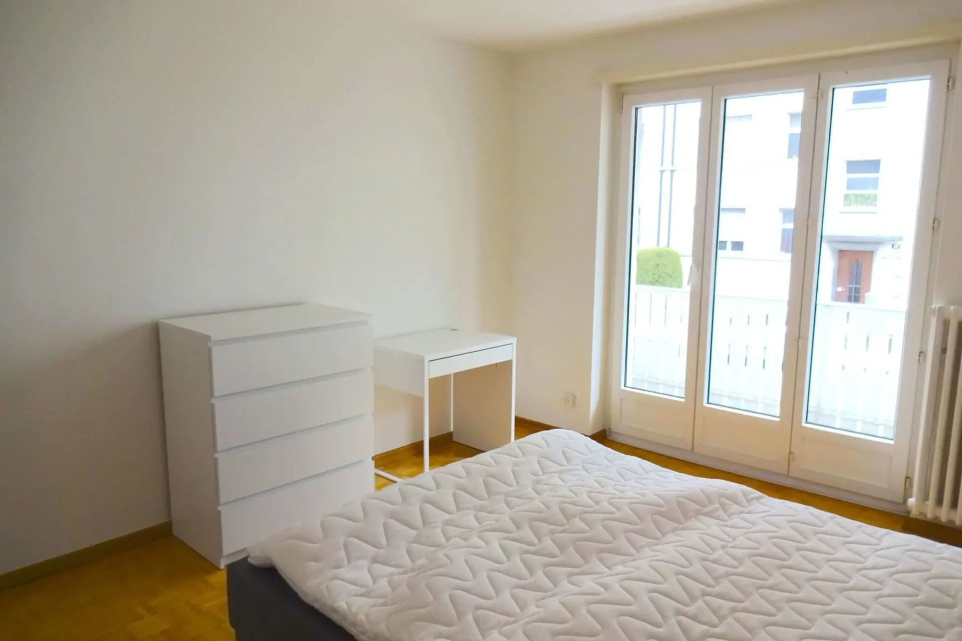 Möbliertes Zimmer an ruhiger Lage