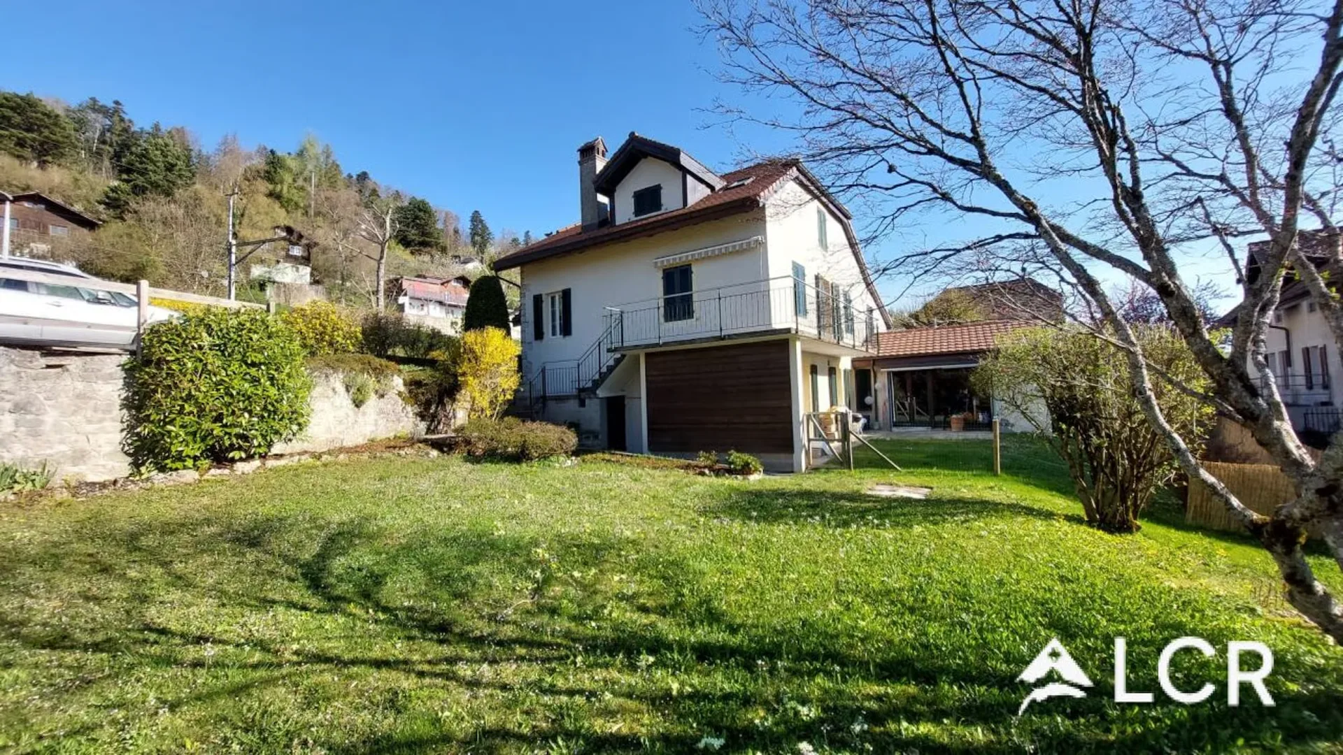 Schönes Apartment mit 4.5 Zimmern in Montézillon