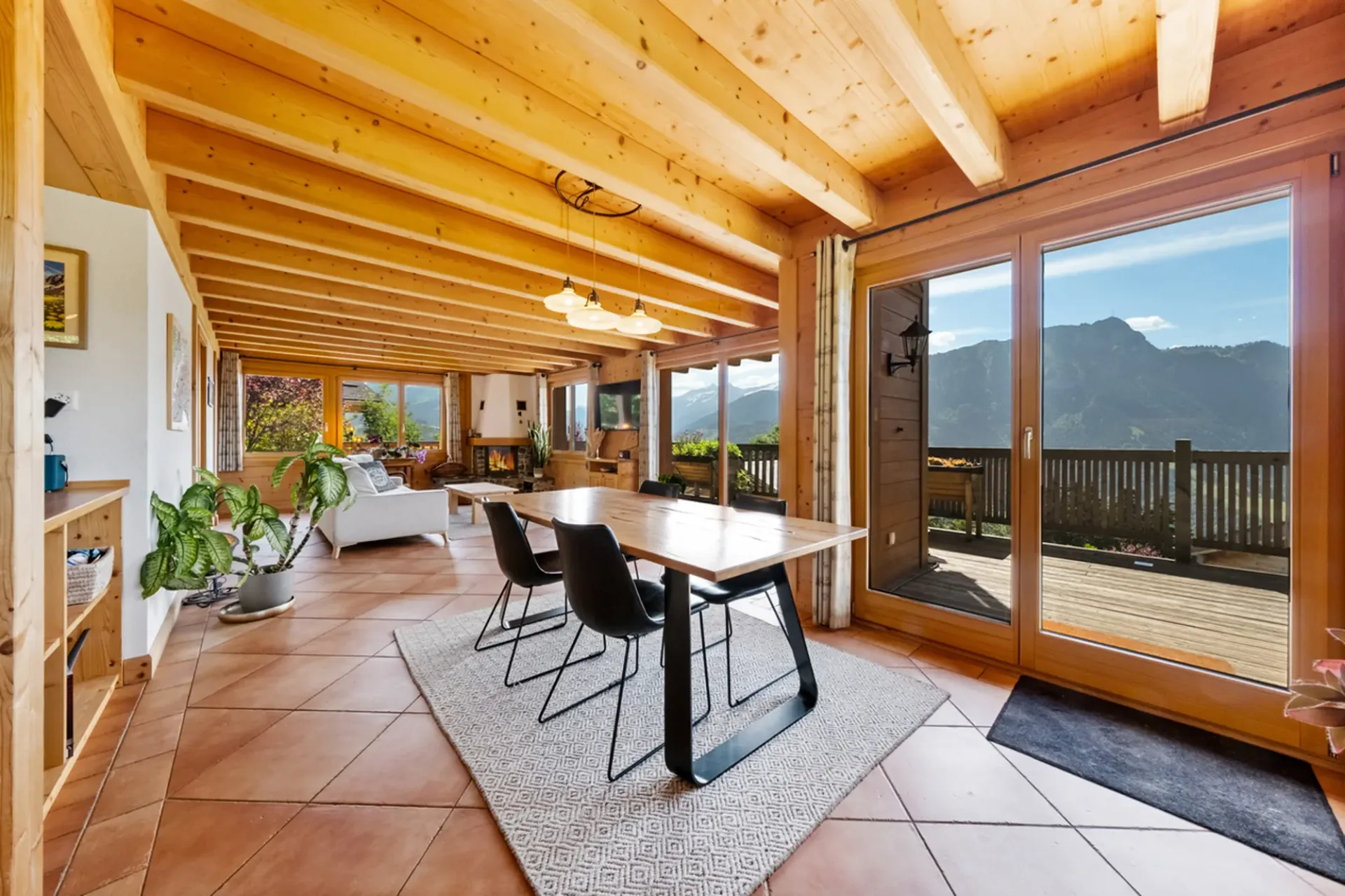 CHALET - BALKONE, TERRASSE, GARTEN - PANORAMABLICK - EXKLUSIV