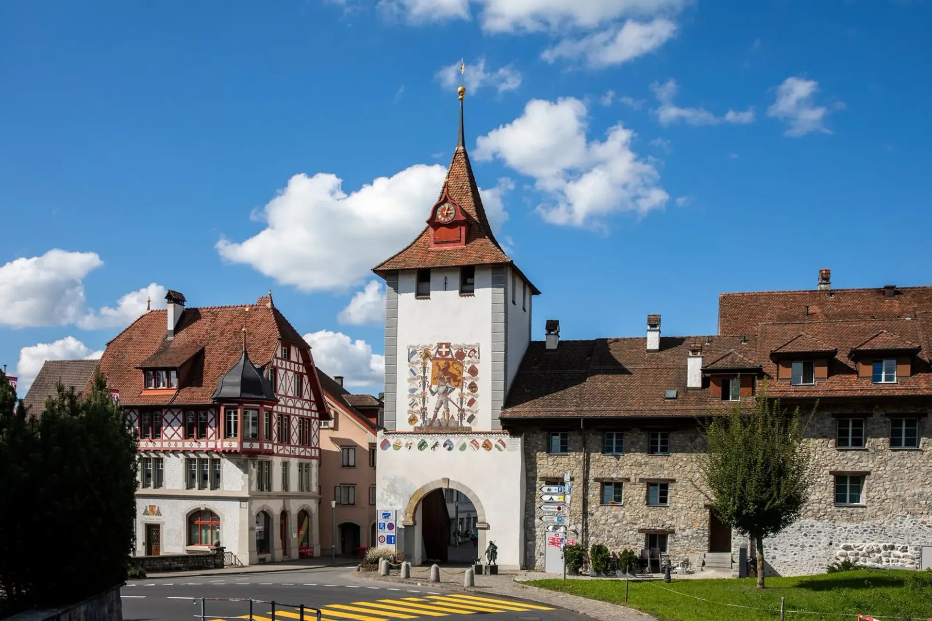 Frühlingsbeginn mit Einzug in Traumwohnung kombinieren
