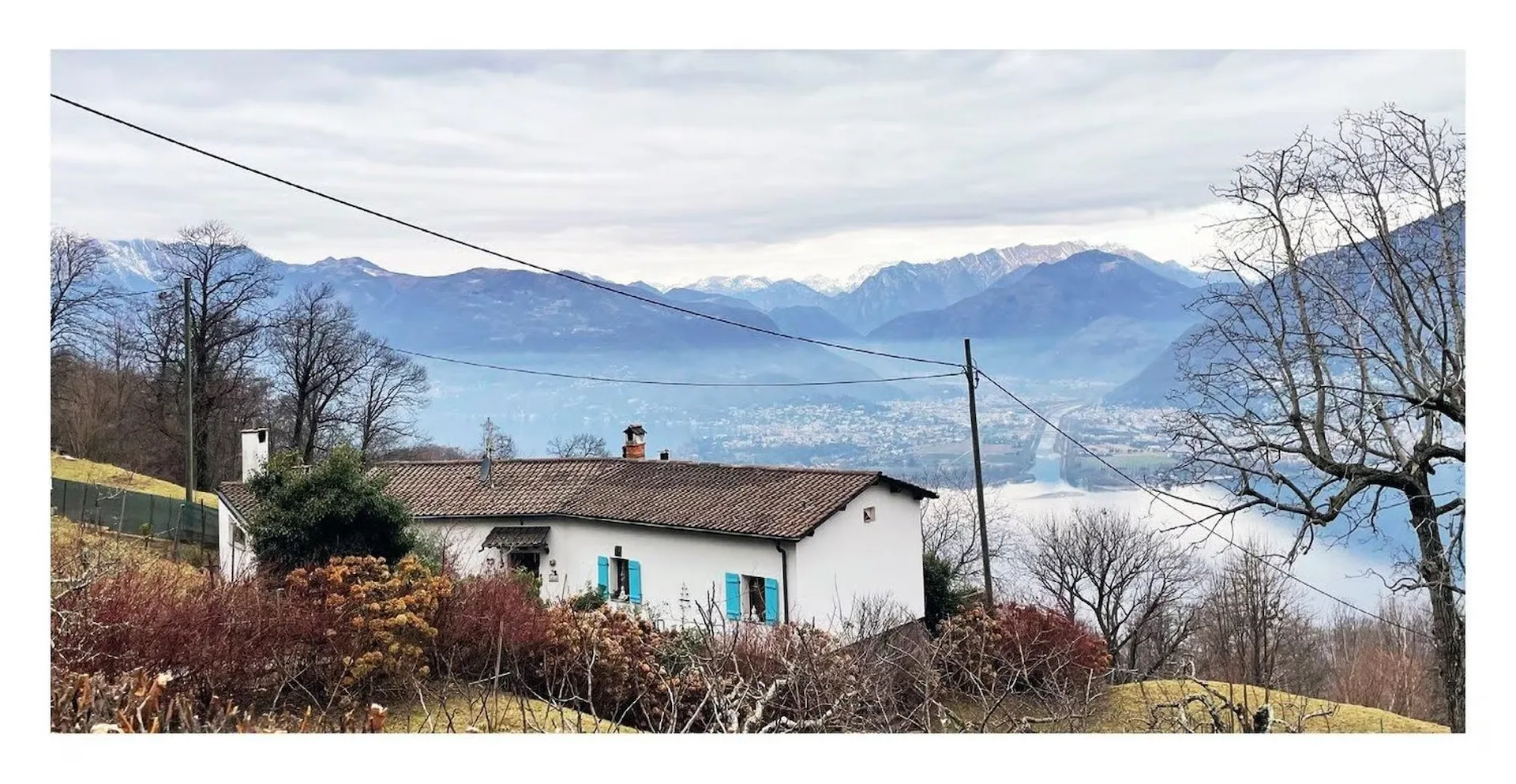 Einfamilienhaus mit 4 Räumen und herrlicher Panoramablick auf den Lago Verbano