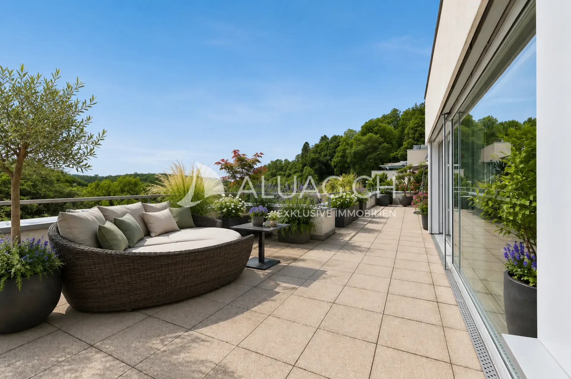 TERRASSENWOHNUNG ÜBER DEM BIELERSEE