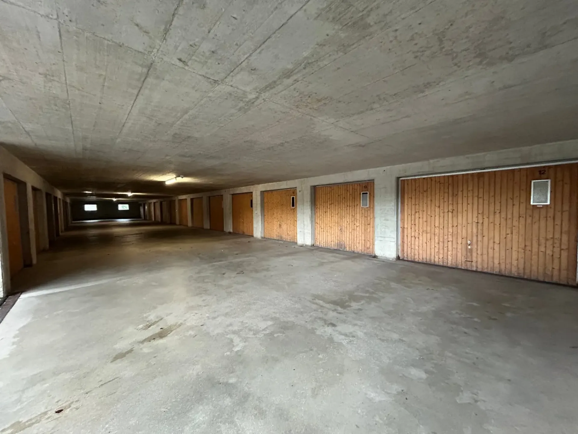 Einzelgaragen zur Miete in Le Locle