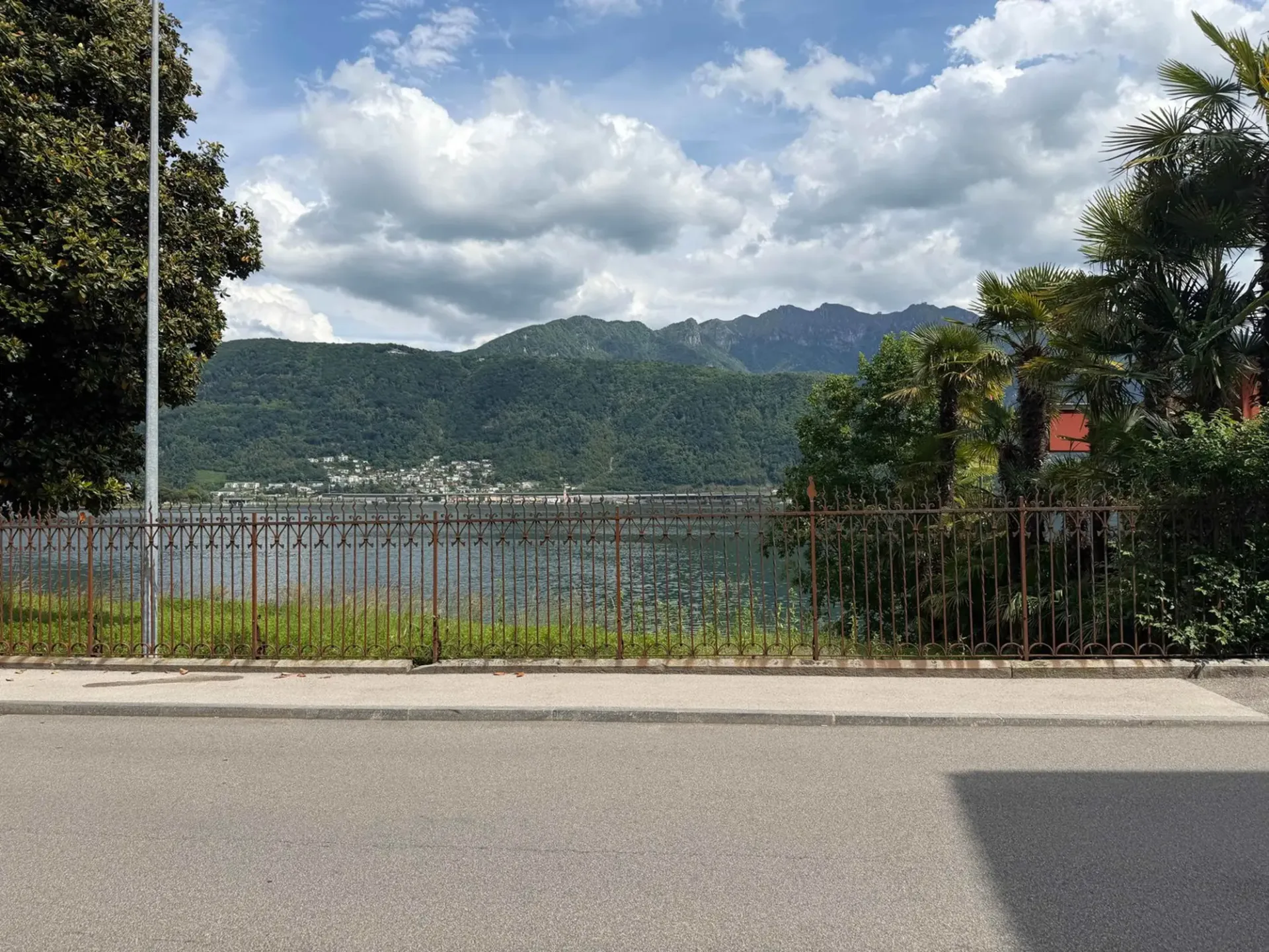 Gemütliche 1.5-Zimmer-Wohnung mit Seeblick in Melide