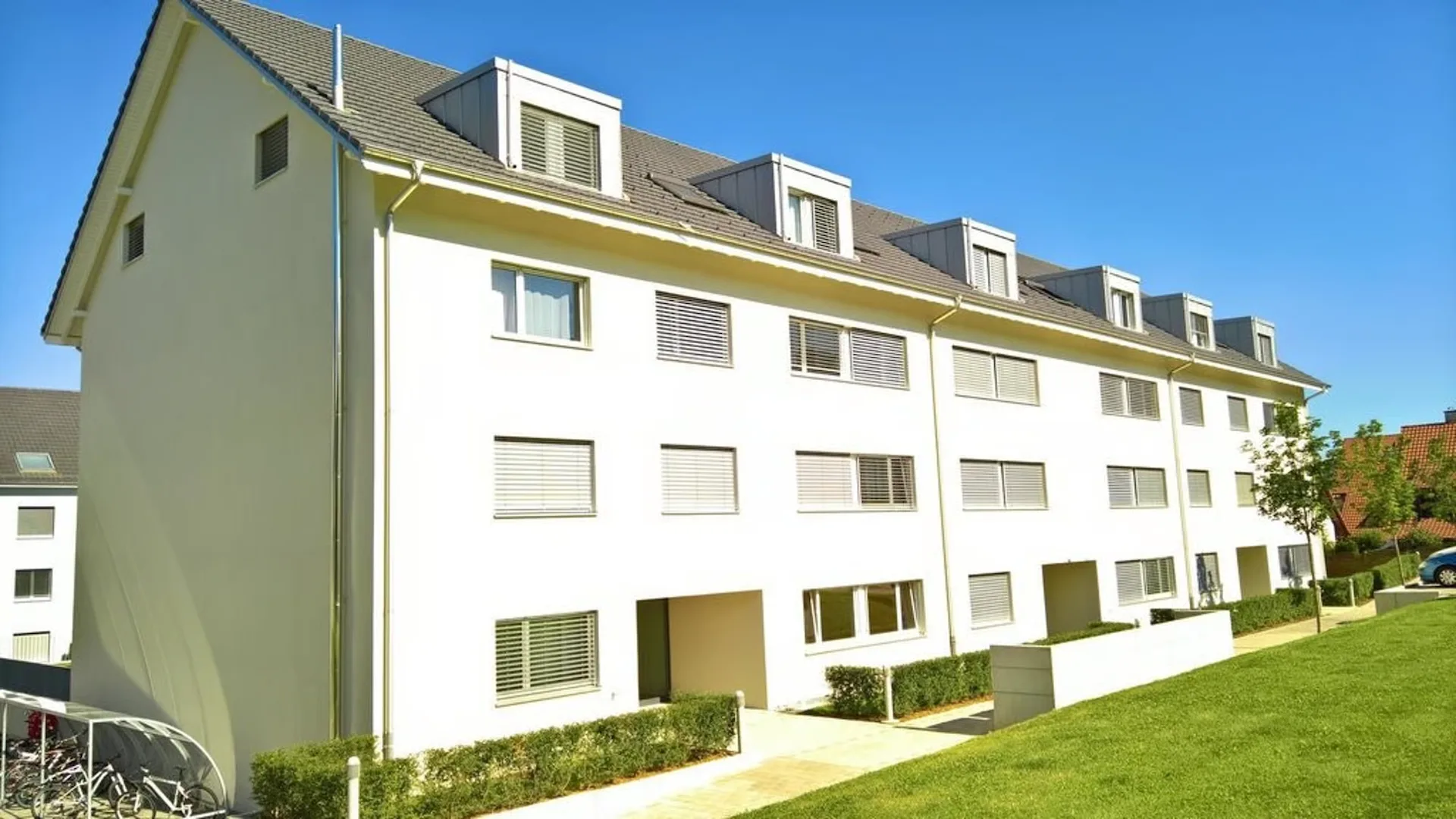 Moderne Gartenwohnung an ruhiger Lage !