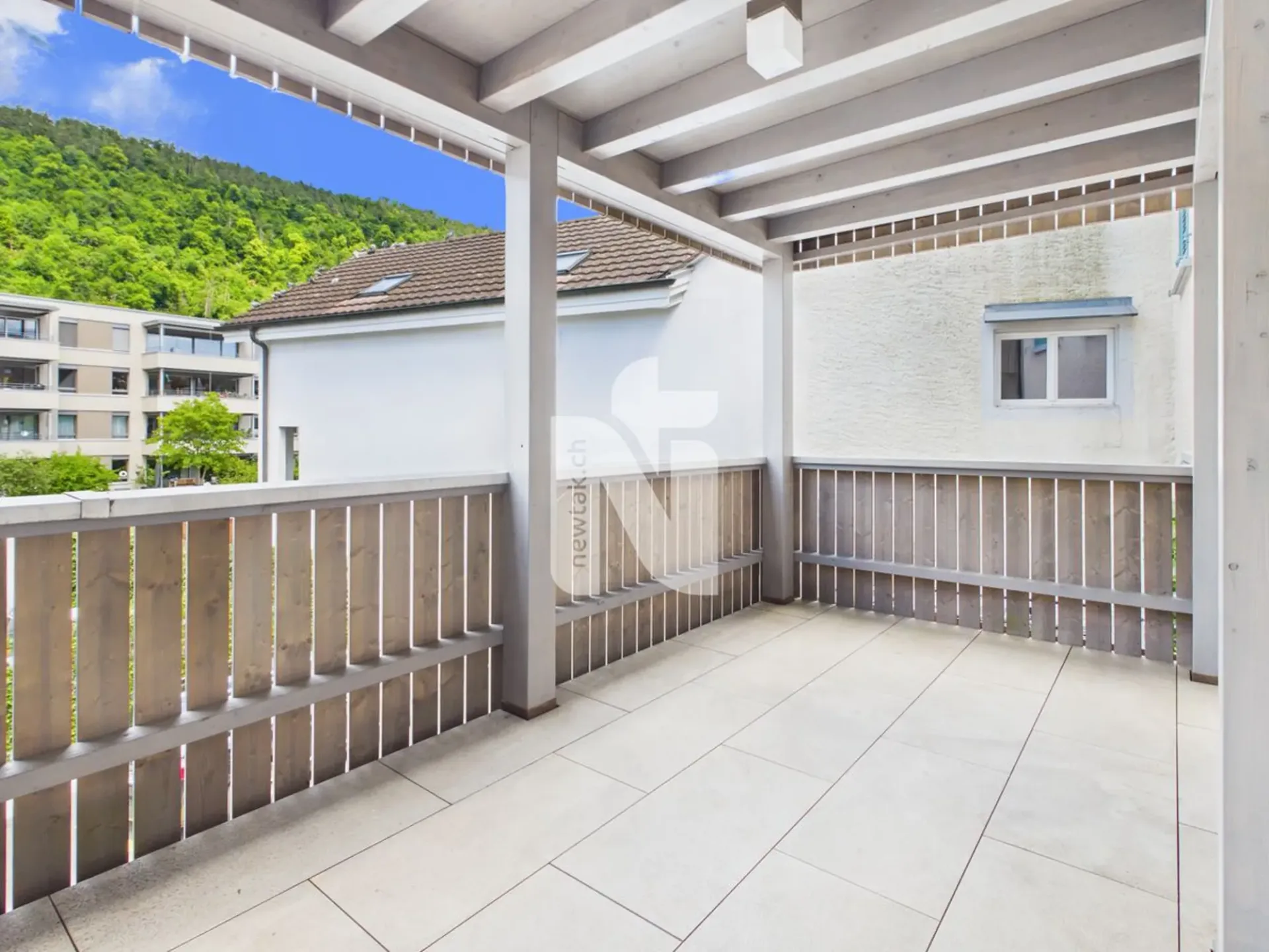 Lovingly renovated 2.5-room apartment with rustic charm and balcony in a central location in Liestal