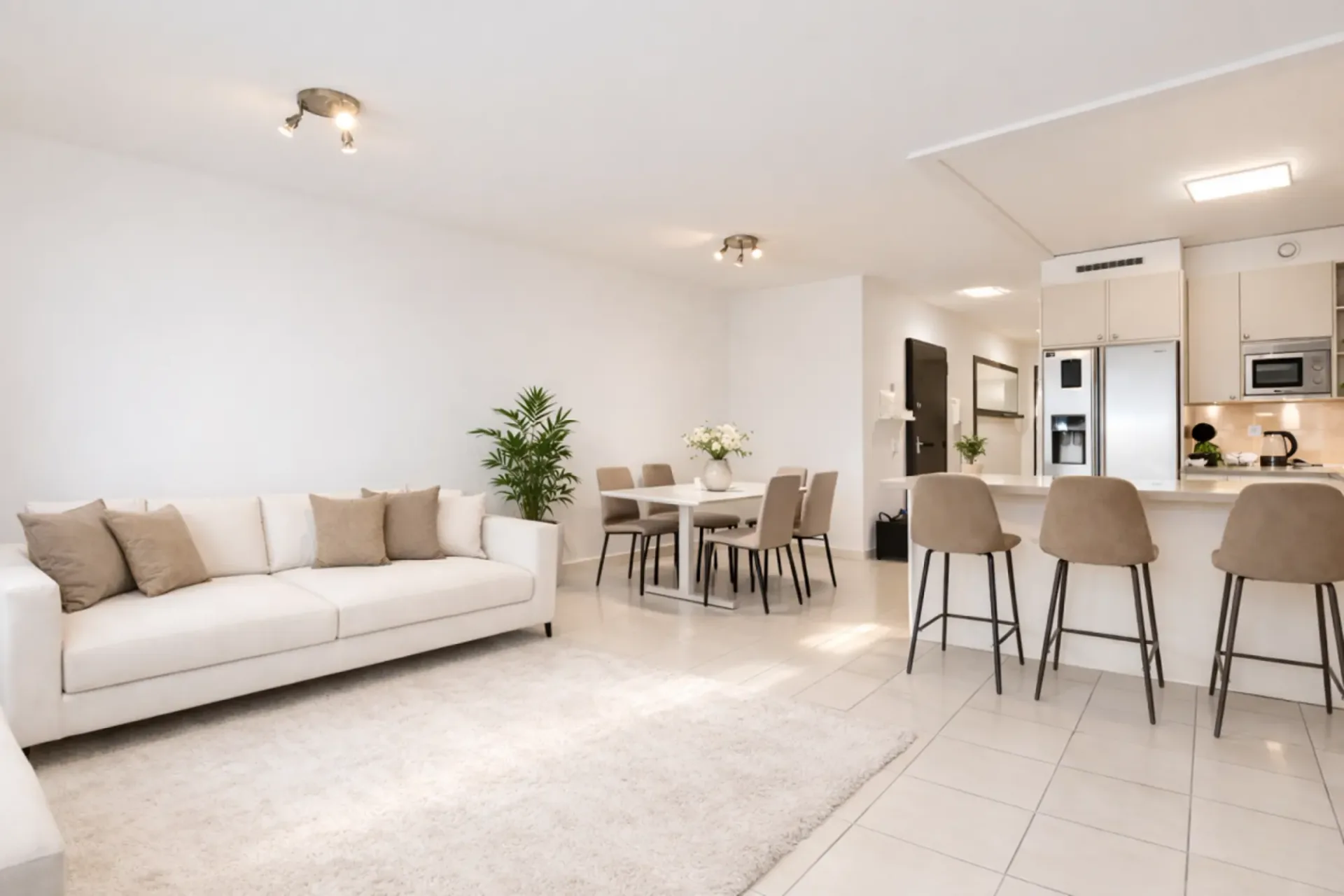 Appartement traversant dans un immeuble récent à Châtelaine - Proche des transports et commodités
