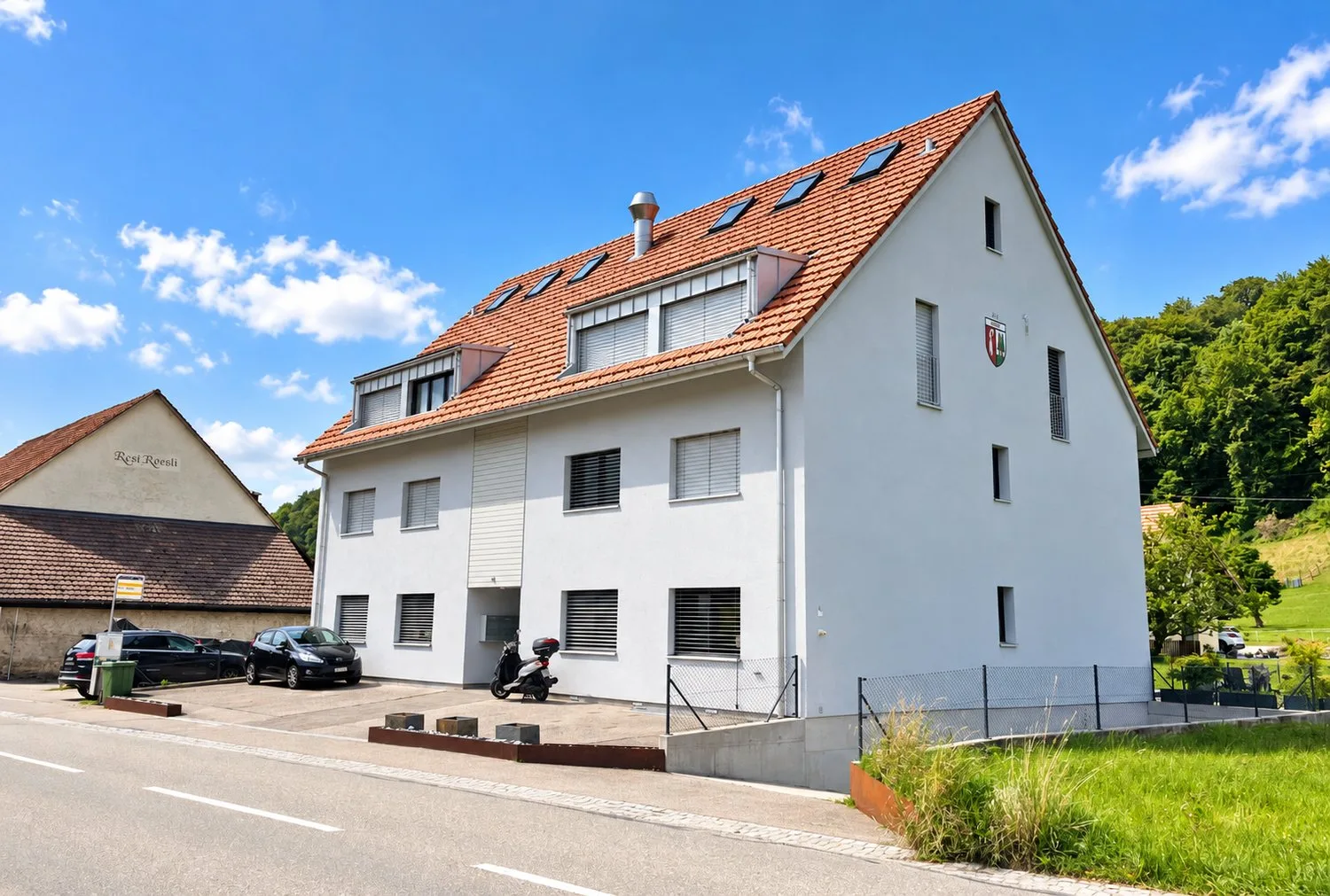 Moderne 3.5-Zimmer-Wohnung mit grossem Balkon in Hochwald