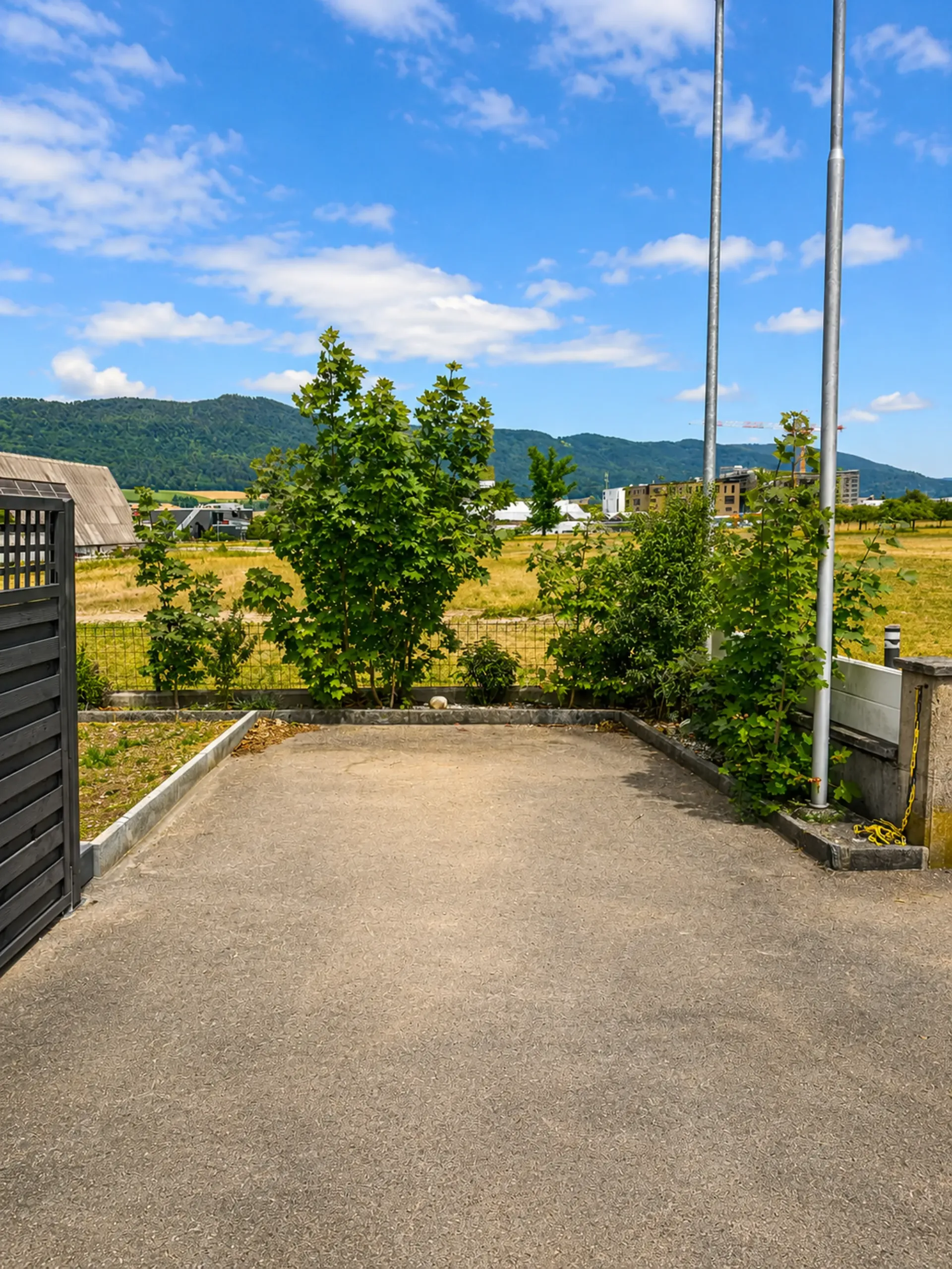 Posto auto esterno in affitto