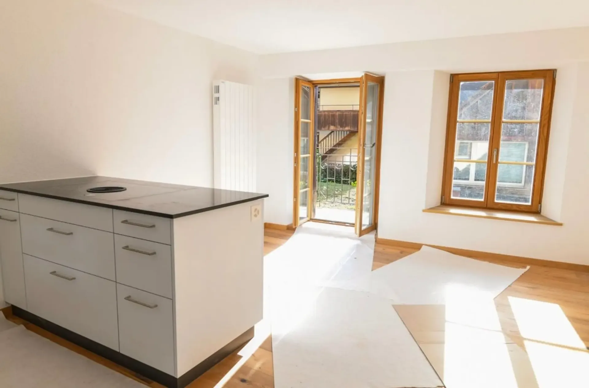 Charming 2-room old building apartment in the historic Büren an der Aare – available immediately