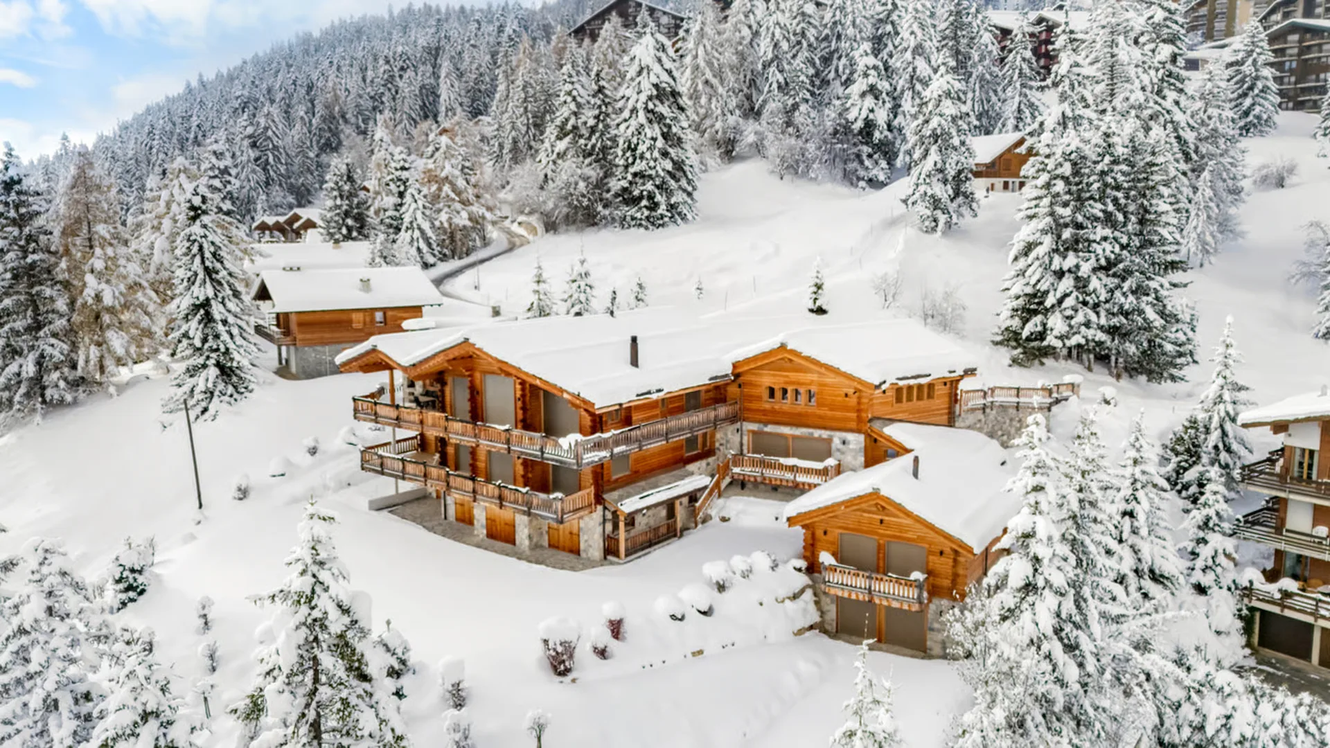 Spacieux chalet haut de gamme au coeur d'Anzère