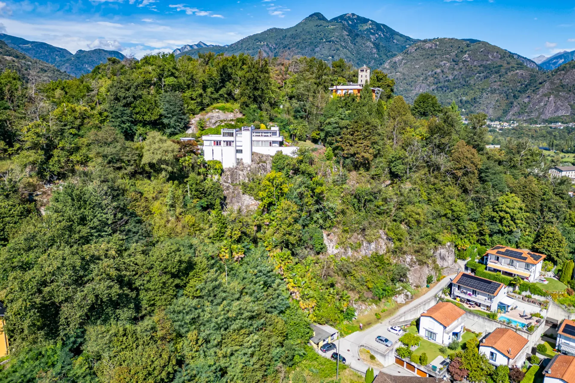 "La Casa sulla Roccia" con vista mozzafiato sul Lago Maggiore
