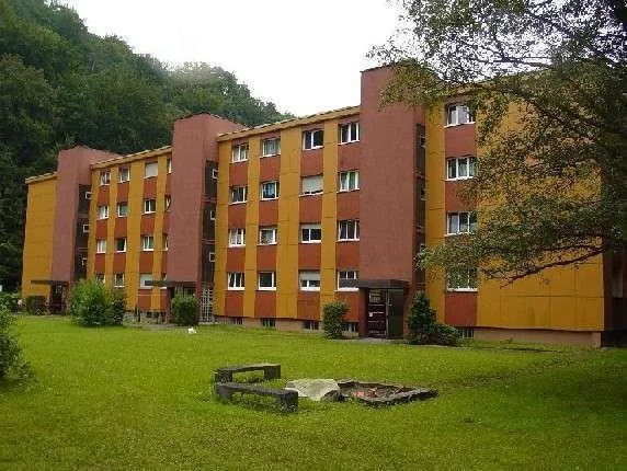 Place de stockage extérieure à Adliswil - Limitée jusqu'au 30.09.2027