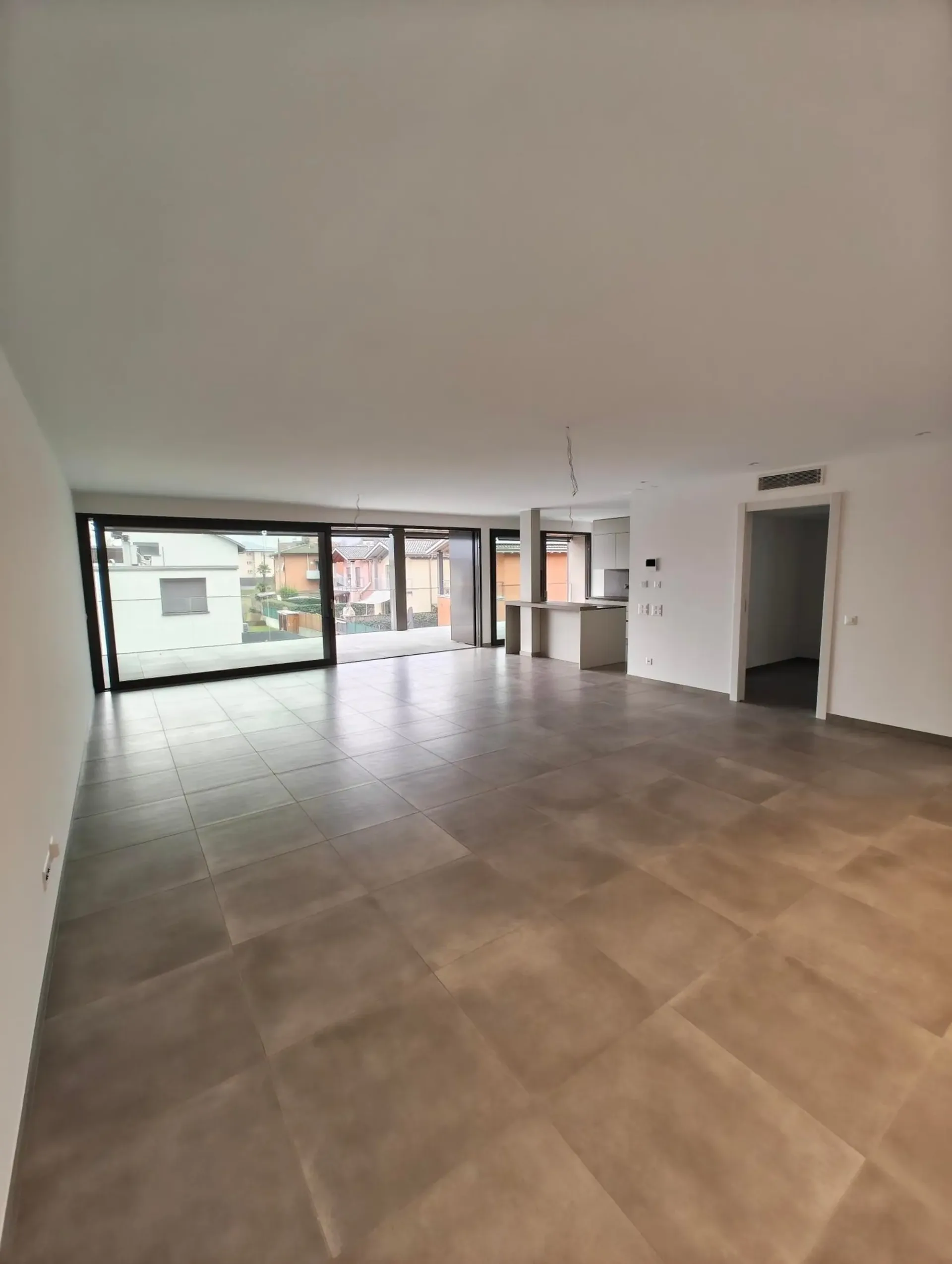 Splendido appartamento di 5.5 locali a Lamone