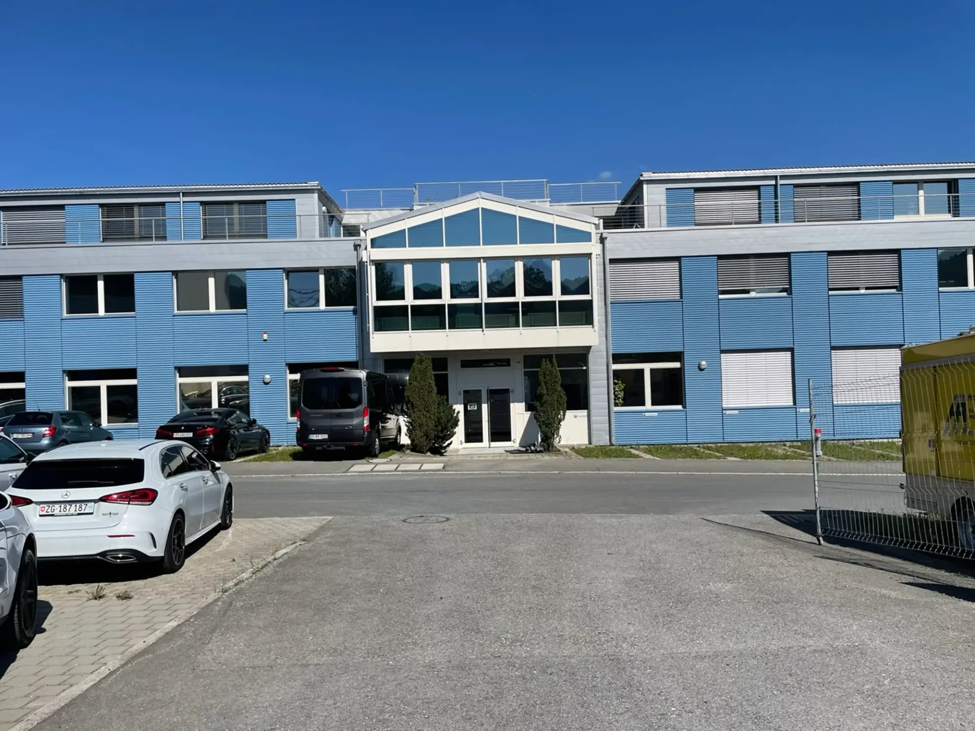 BÜRORÄUMLICHKEITEN 35 M2 IM DACHGESCHOSS