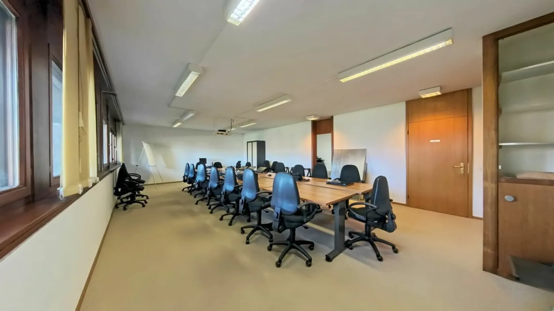 Büro mit Seeblick - Teilbar nach Maß