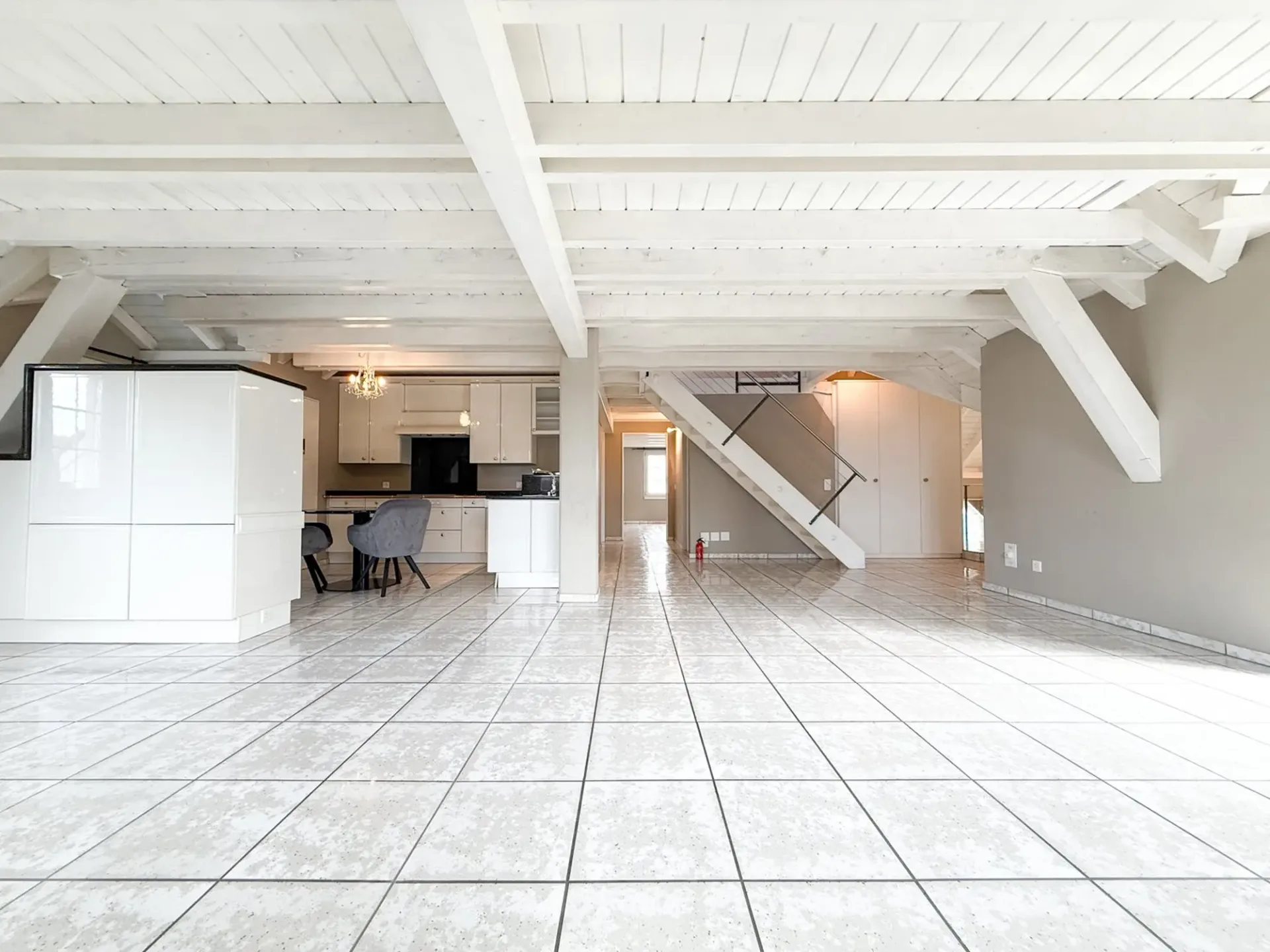 Exklusive 5-Zimmer-Maisonette-Wohnung in Ermatingen am Bodensee