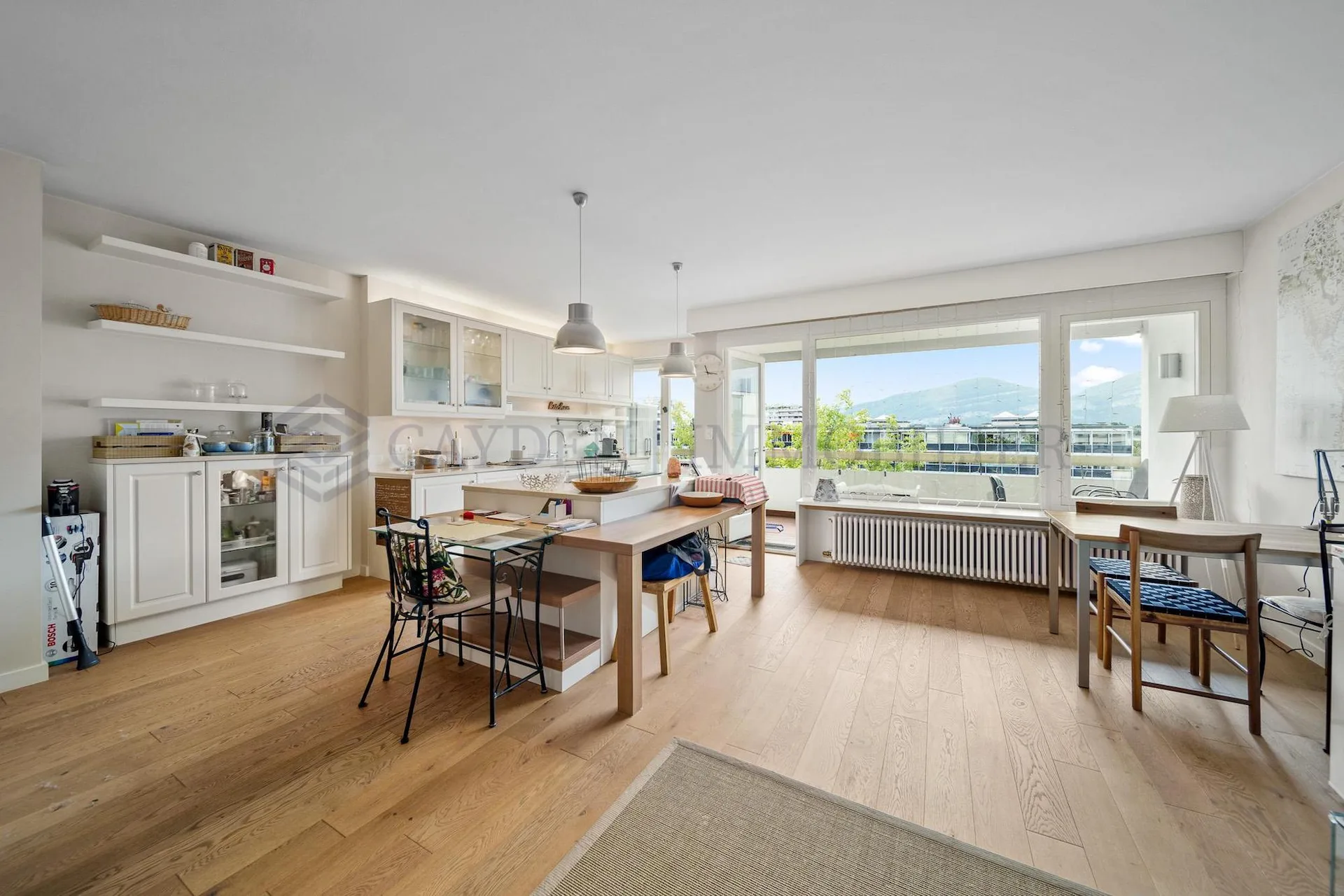 3 Zimmer-Penthouse im Herzen von Florissant