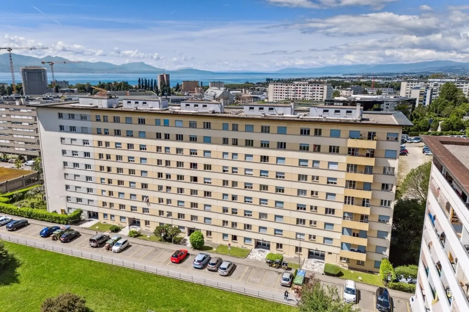 Platz im Park zu vermieten