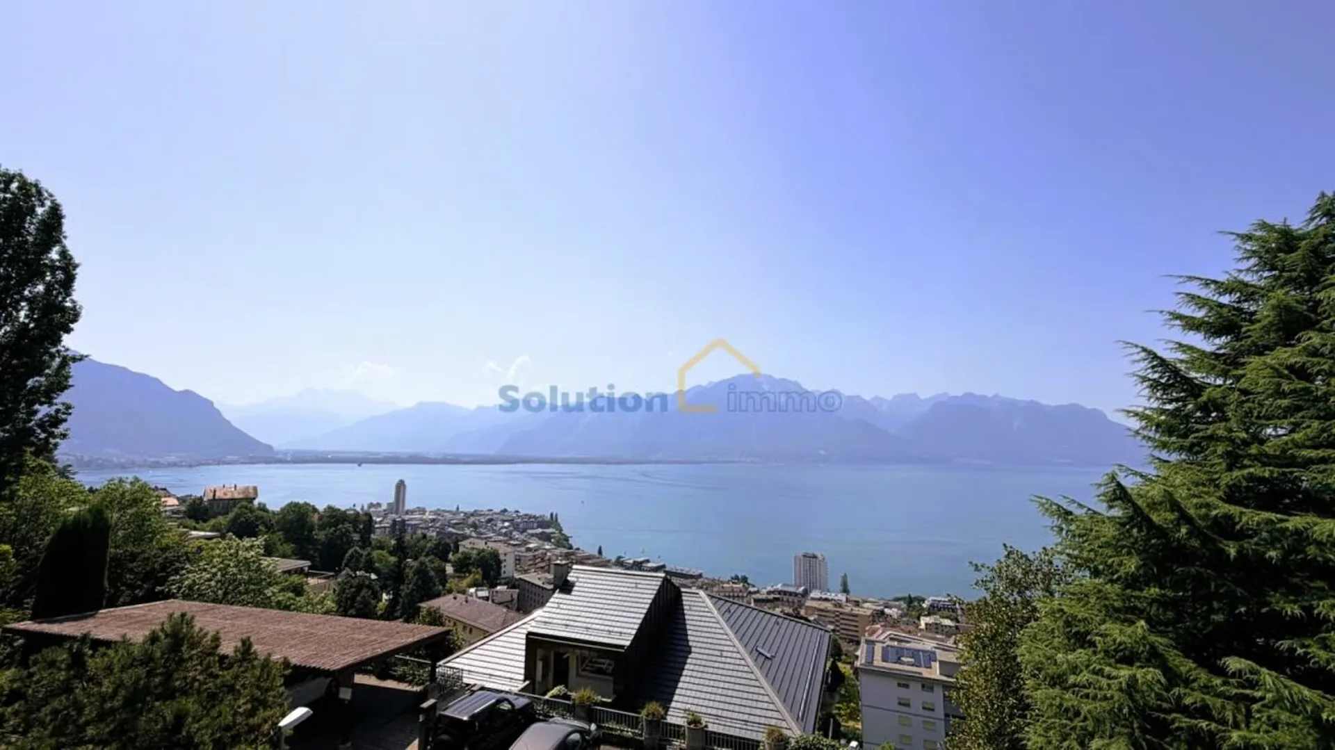 Prächtige Aussicht von der 3,5-Zimmer-Wohnung