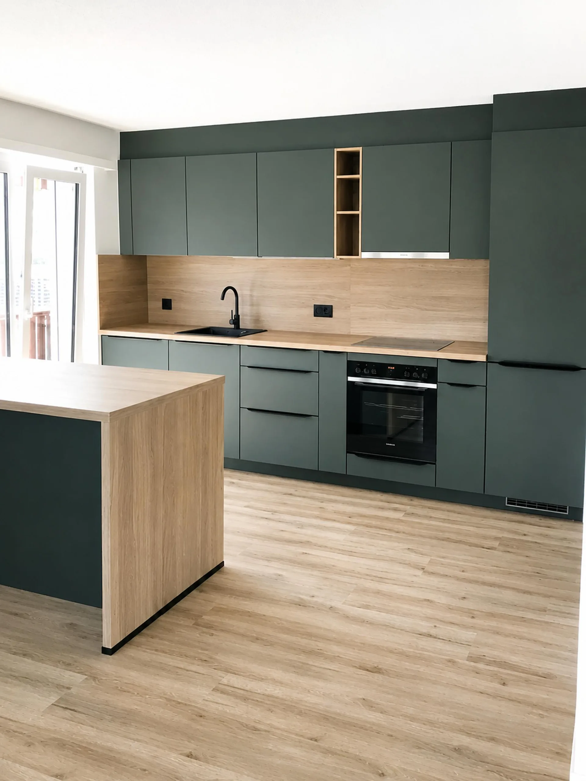 Appartement de 3,5 pièces entièrement rénové avec 2 balcons