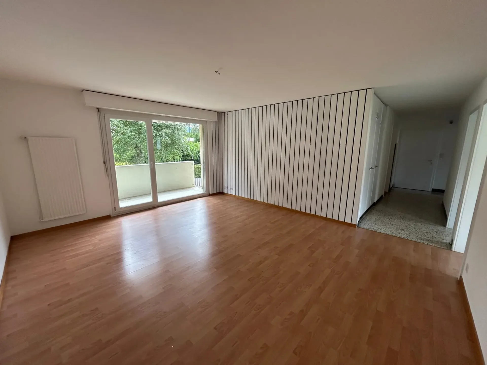 Zu vermieten: 4.5-Zimmer-Wohnung mit Balkon - Le Seut 3, Malleray