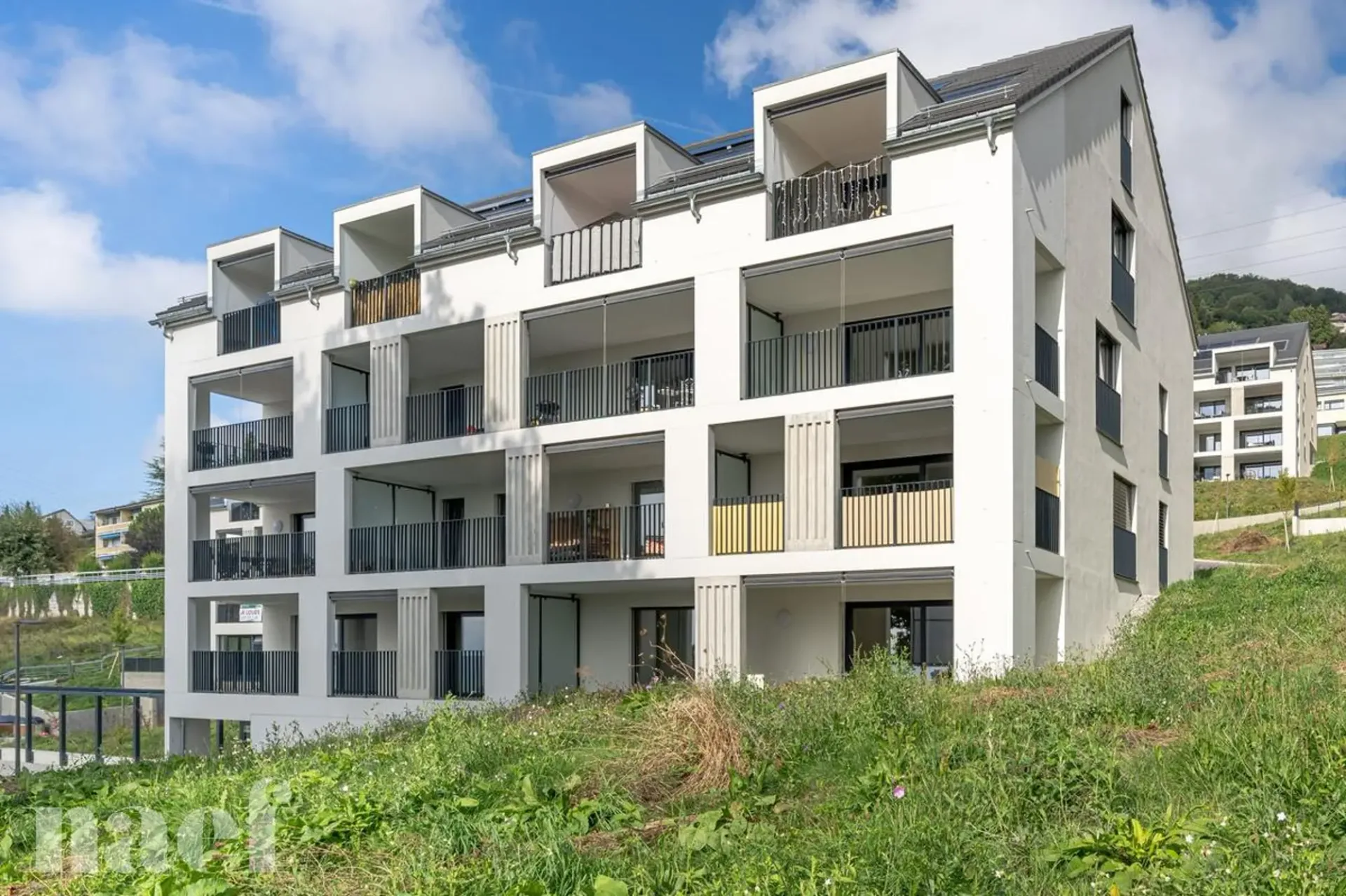 Schönes modernes Apartment mit Seeblick