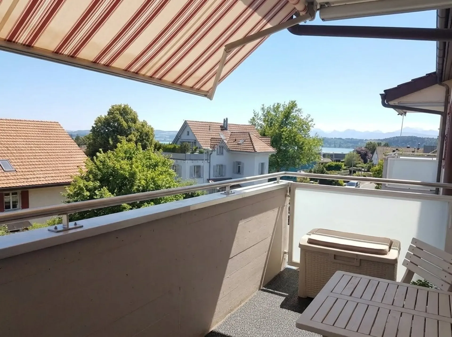 4 Zimmer Wohnung nähe Pfäffikersee zu vermieten