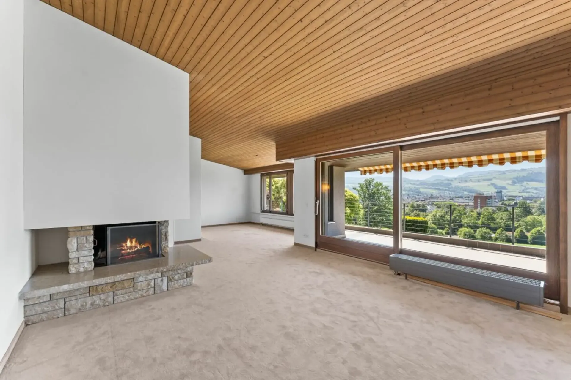 LIVING IN A PRIVILEGED LOCATION WITH A PANORAMIC VIEW - SINGLE-FAMILY HOUSE IN BAAR
