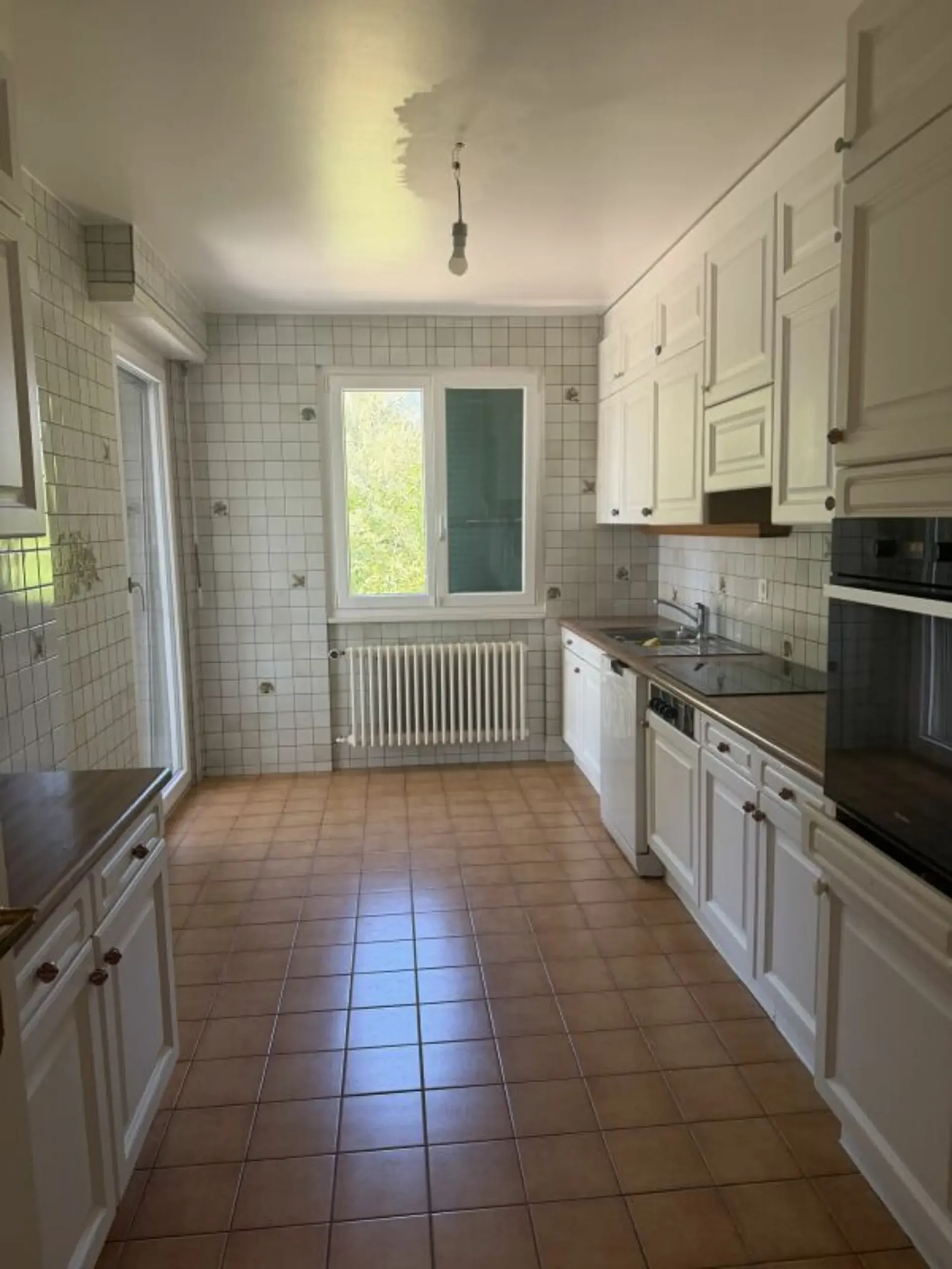 Wohnung mit 3,5 Zimmern im Erdgeschoss