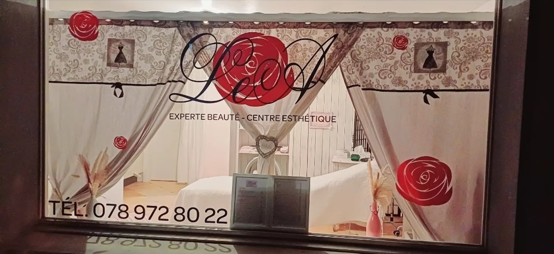Au coeur de la bourgade d'Oron-la-Ville  Joli bureau