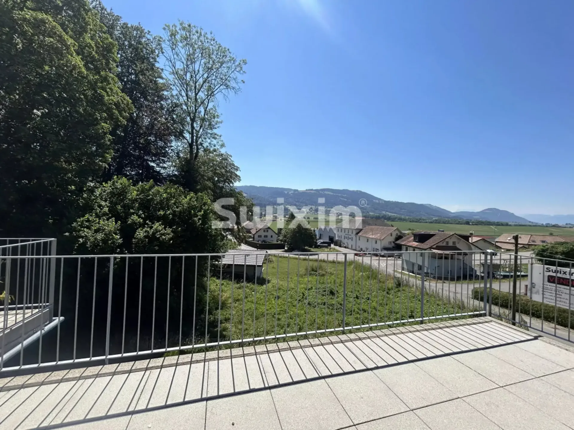 Esclusività! Superba attico con vista libera sulle montagne!