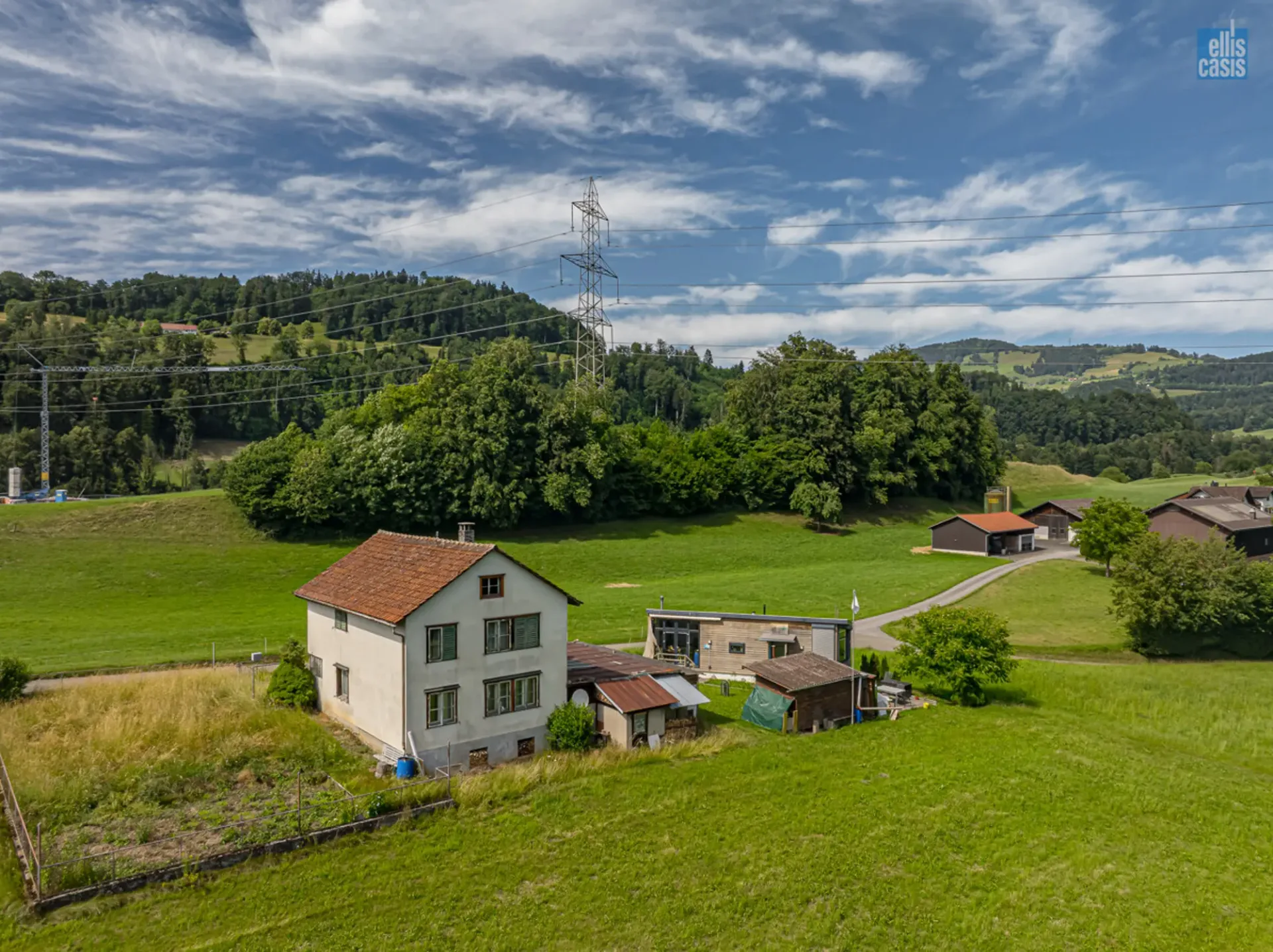 Sanierungsbedürftiges Wohnhaus mit grosser Ausnützungsreserve oder Bau