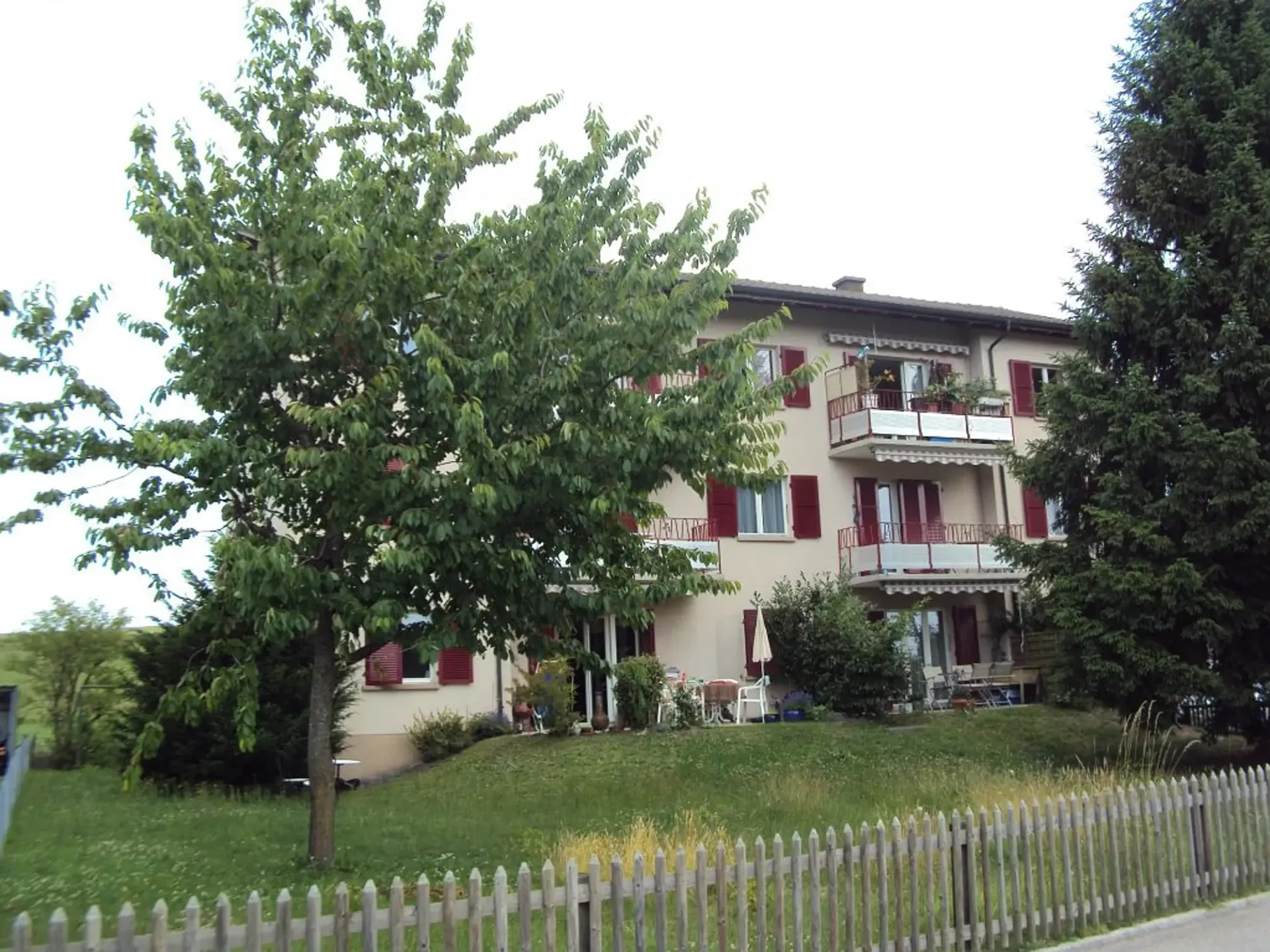 3-Bedroom Apartment, Ground Floor Right