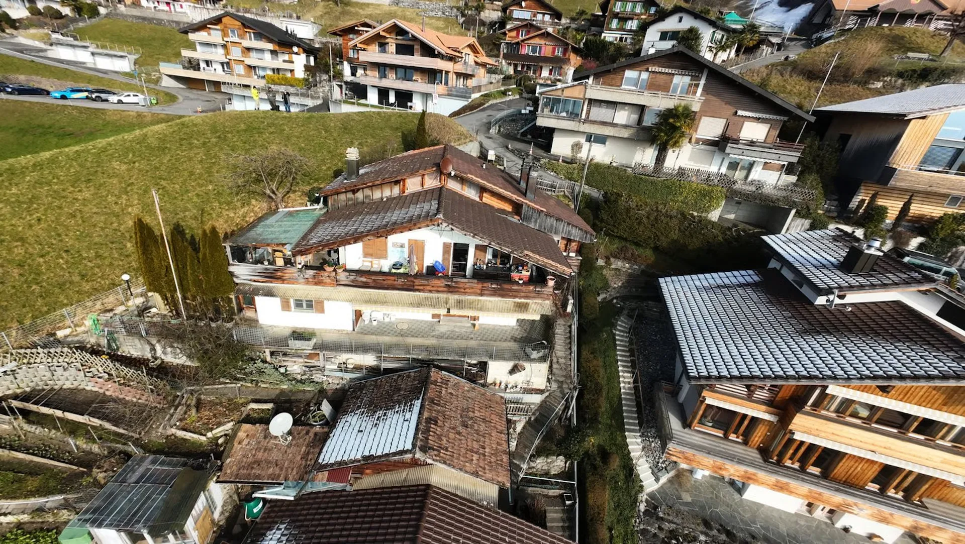 Charmantes Mehrfamilienhaus mit atemberaubendem Bergblick in Merligen