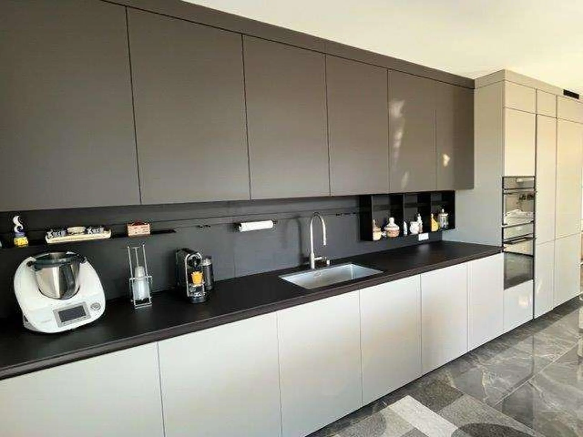 MENDRISIO: ATTICO 4.5 LOC. PANORAMICO DI ALTO STANDING
