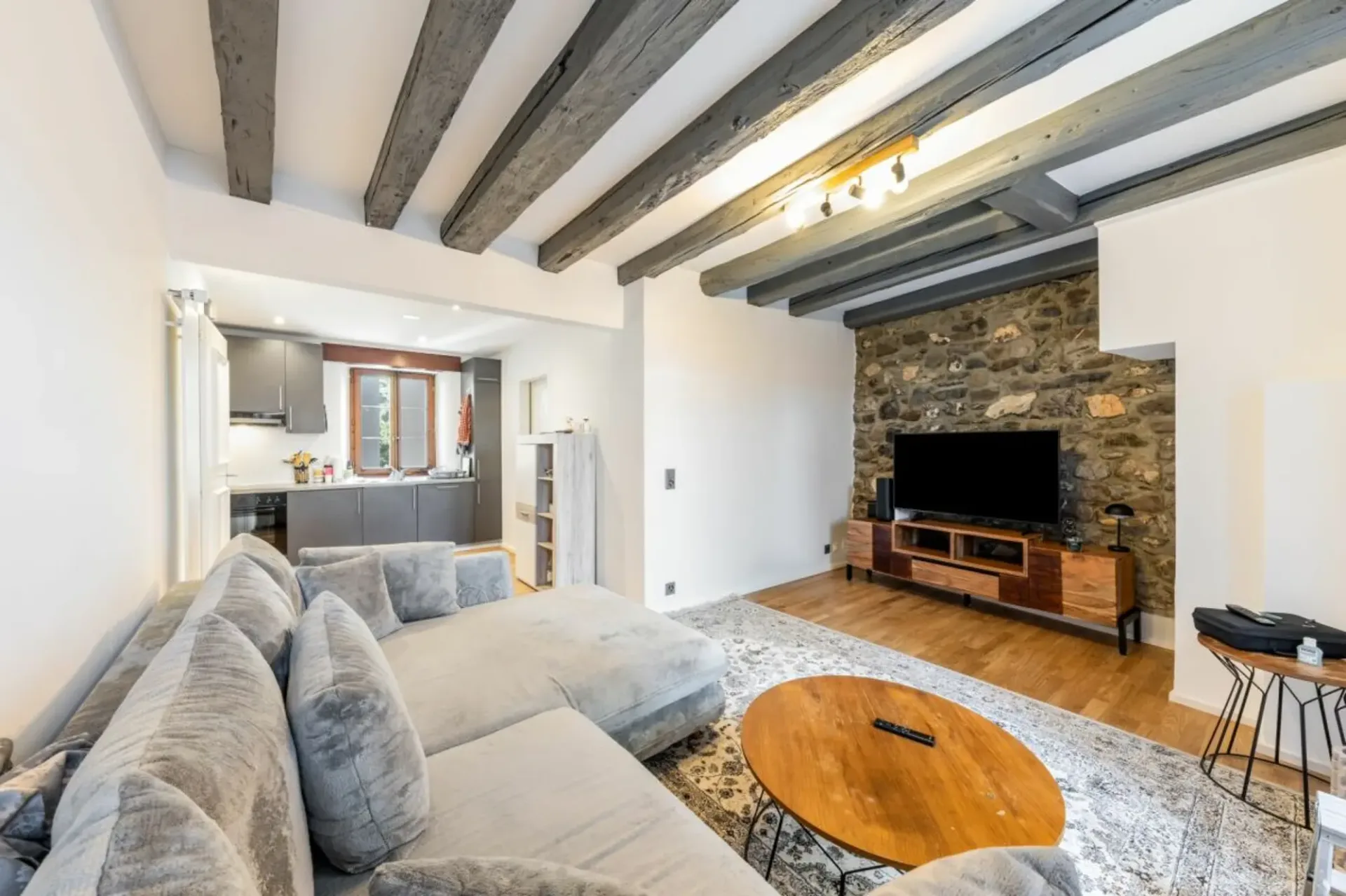 Charmant appartement de 2.5 pièces au centre de Blonay