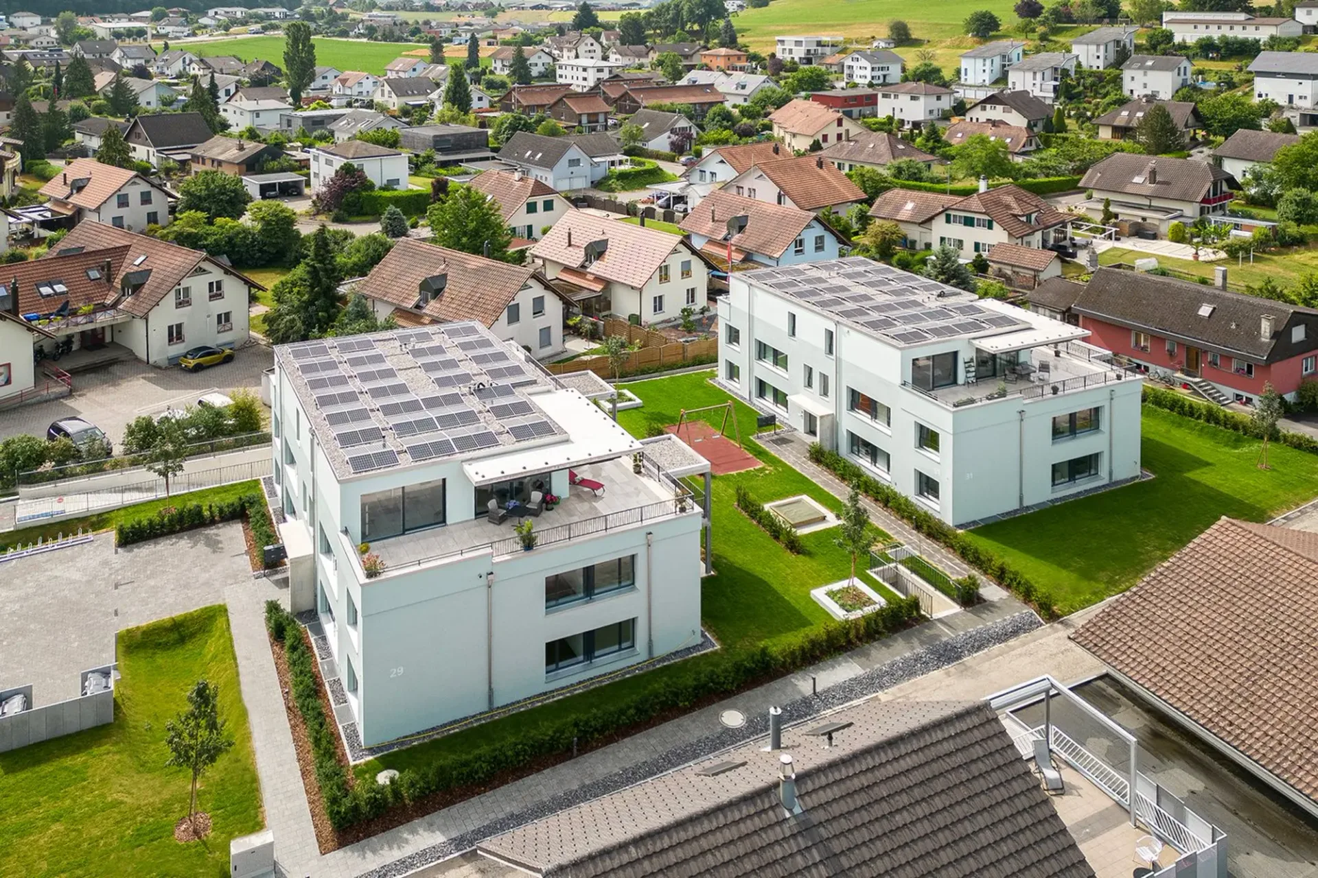 Einstellhallenplatz mit E-Ladestation zu vermieten
