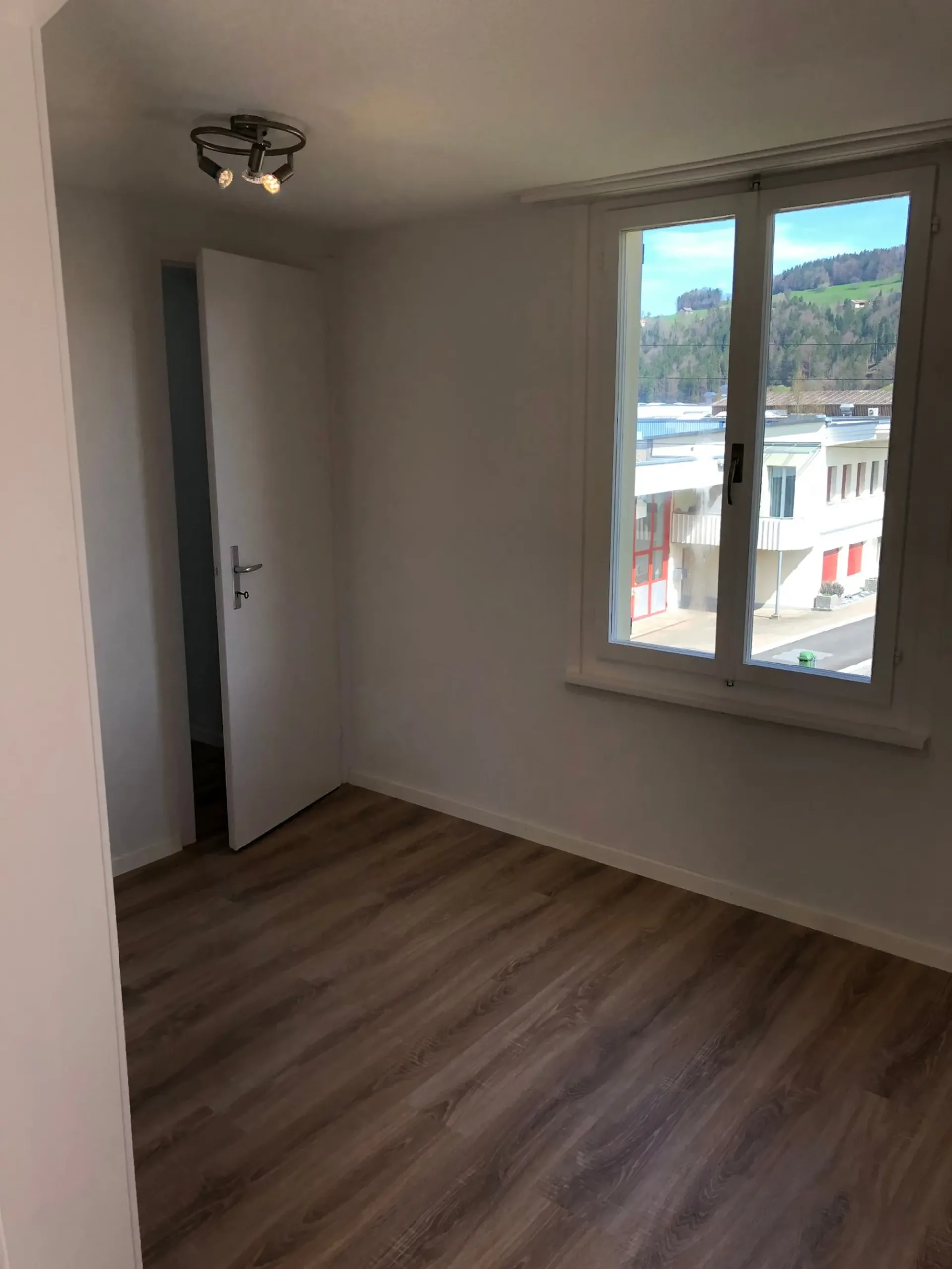 Charmante 3.5-Zimmer-Wohnung in ruhiger Lage in Bütschwil