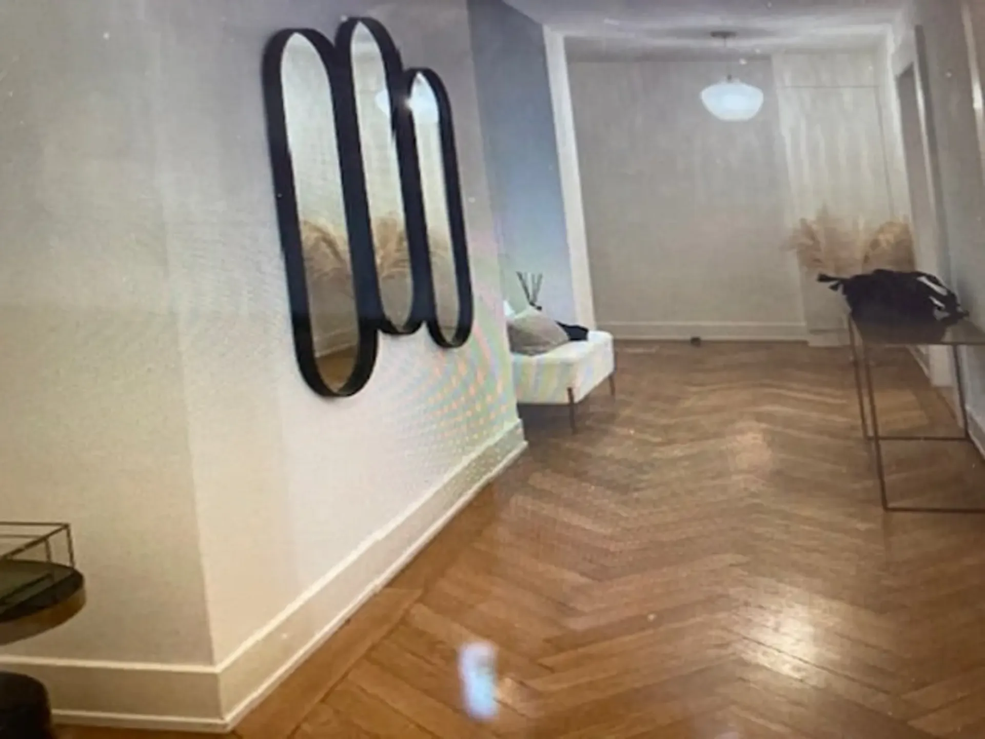 Elegantes 3-Zimmer-Apartment auf der Rue du Rhône, Genf – sofort verfügbar