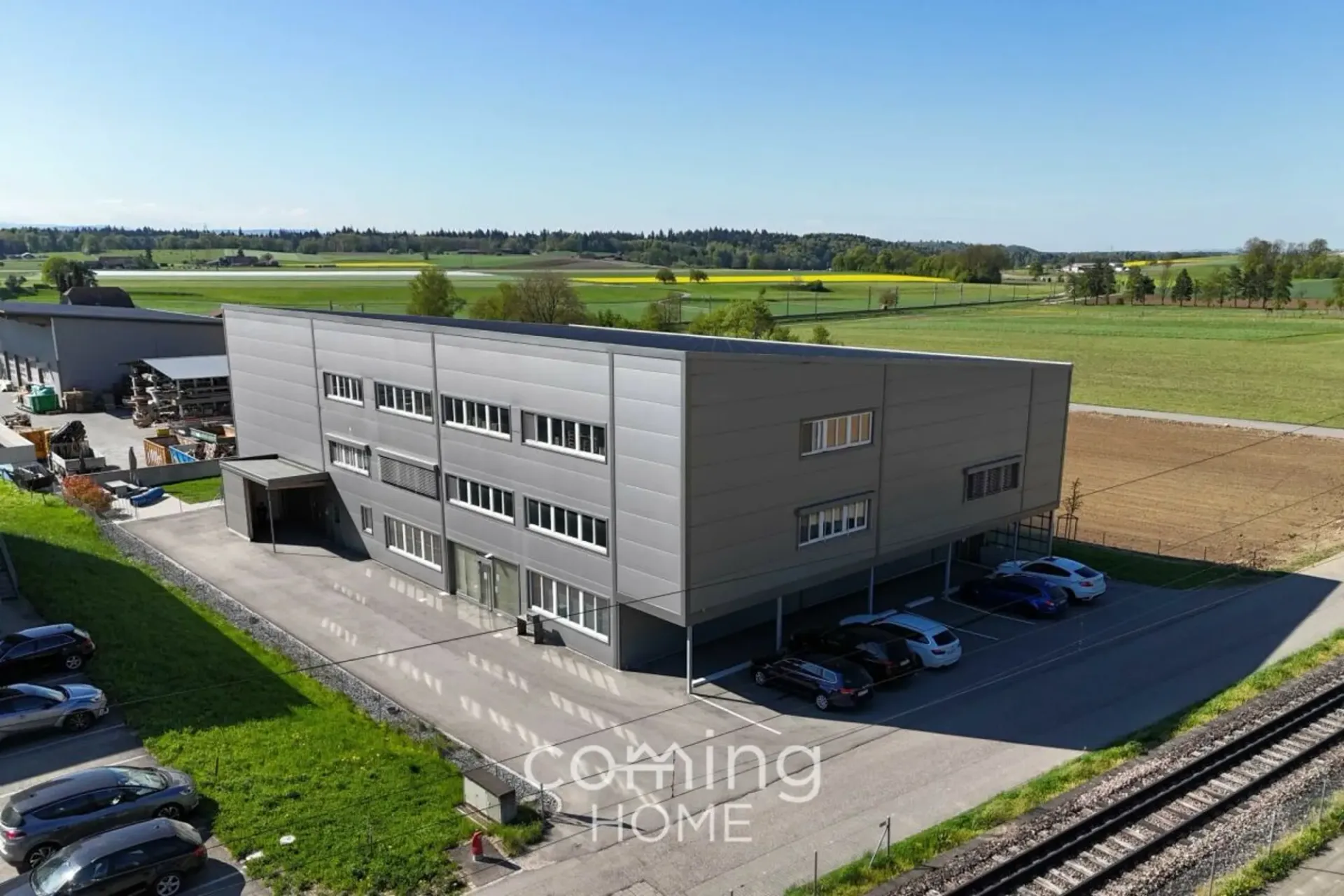 Büro, Lager und Laden vereint - flexibles Gewerbegebäude in Niederbipp