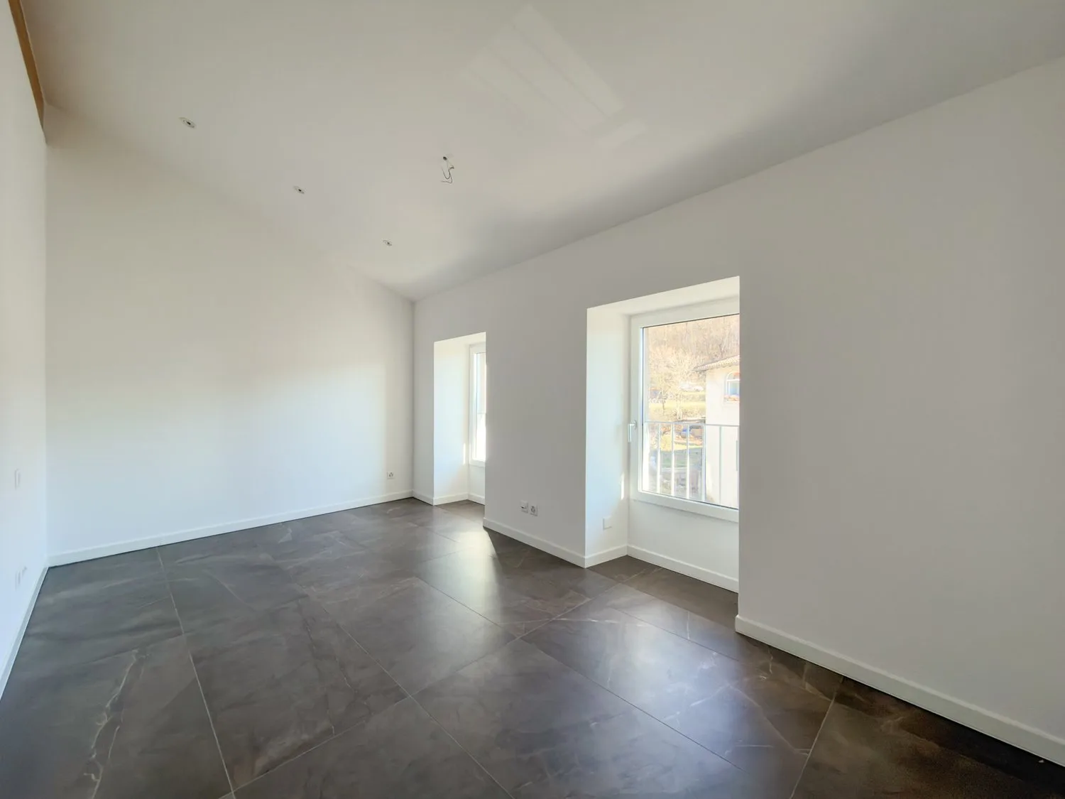 Wohnung im Zentrum von Arzo zur Miete