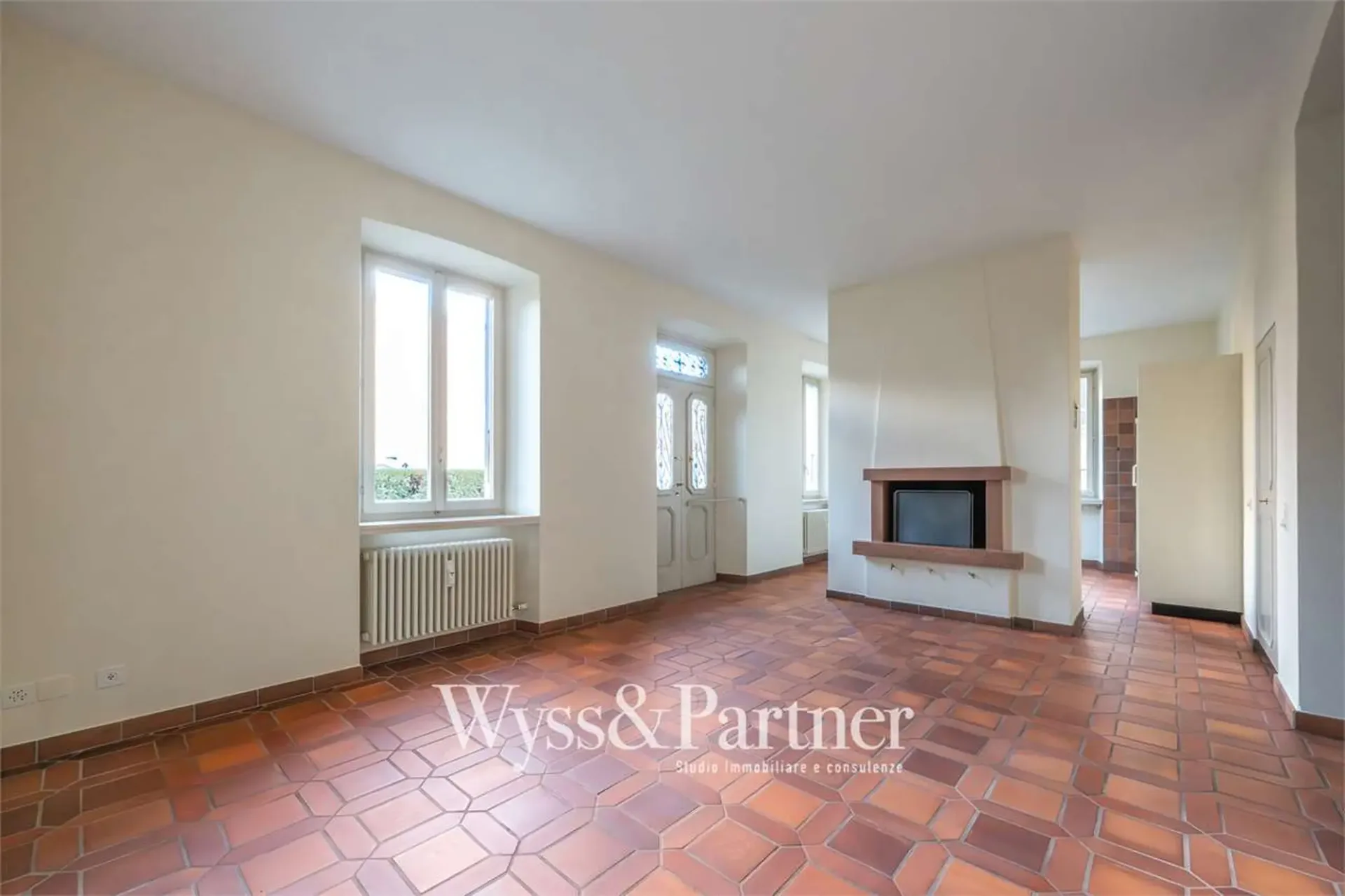 Faszinierende 3.5-Zimmer-Wohnung mit Gartenzugang - Ravecch