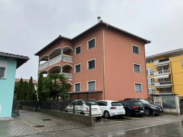 3 1/2 Zimmer-Wohnung im 1. Obergeschoss  / appartamento di 3 1/2 lo...