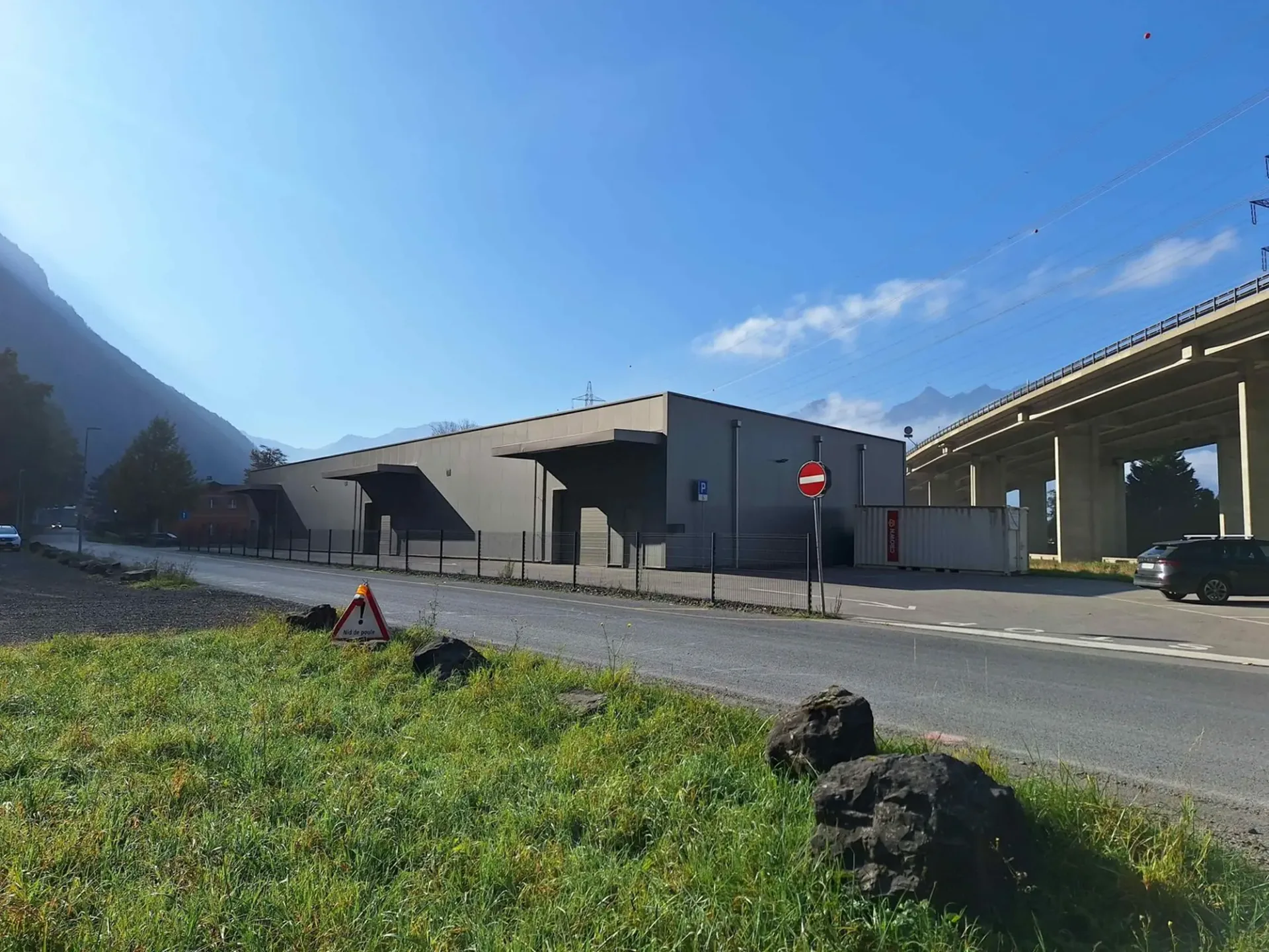 Lagerhalle / Industriehalle / Werkstatt