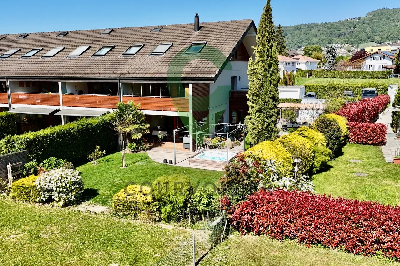 Bella casa con bel giardino e jacuzzi, vicino a Gland