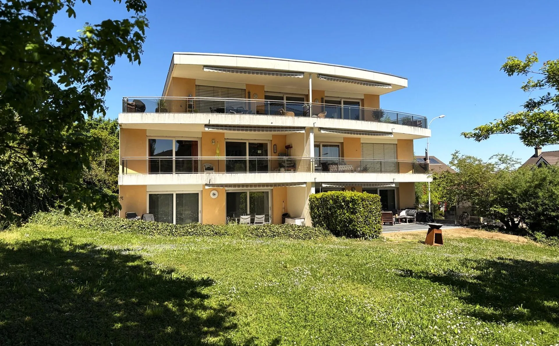 Très bel appartement de 5,5 pièces à Bevaix