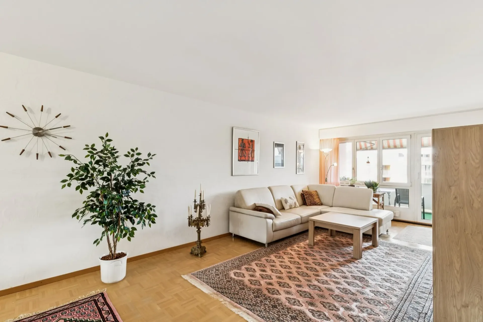 Lichtdurchflutete Wohnung mit Teilseesicht und Potenzial