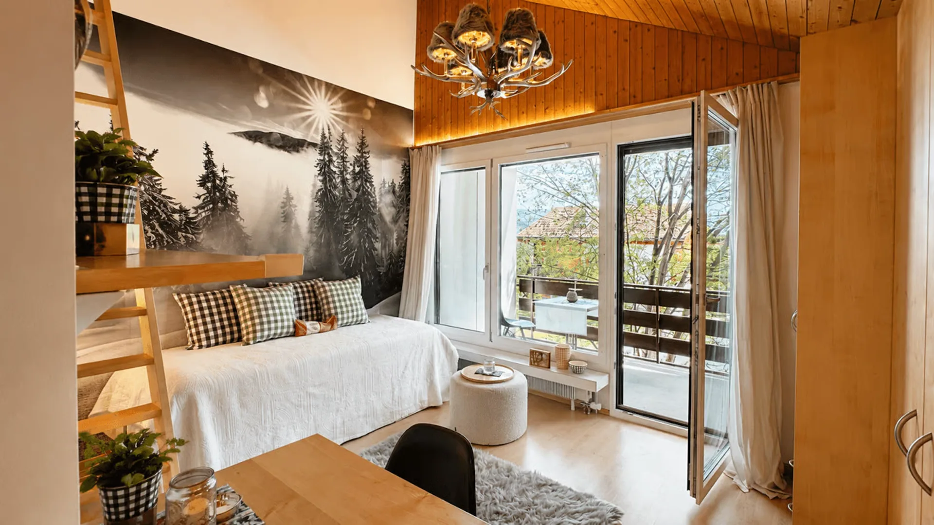 Möbliertes Ferien-Studio mit Ski-in, Balkon und Parkplatz