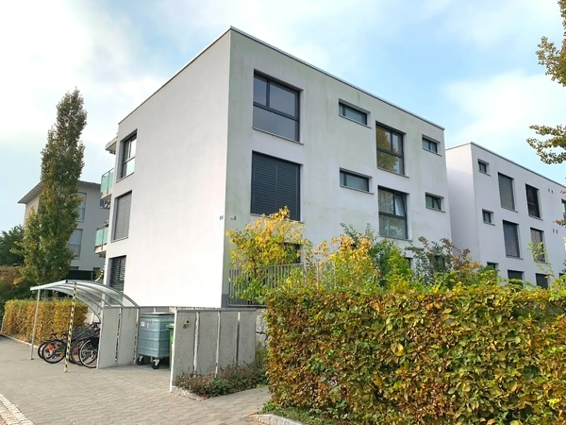 Aussenparkplätze an ruhiger Lage